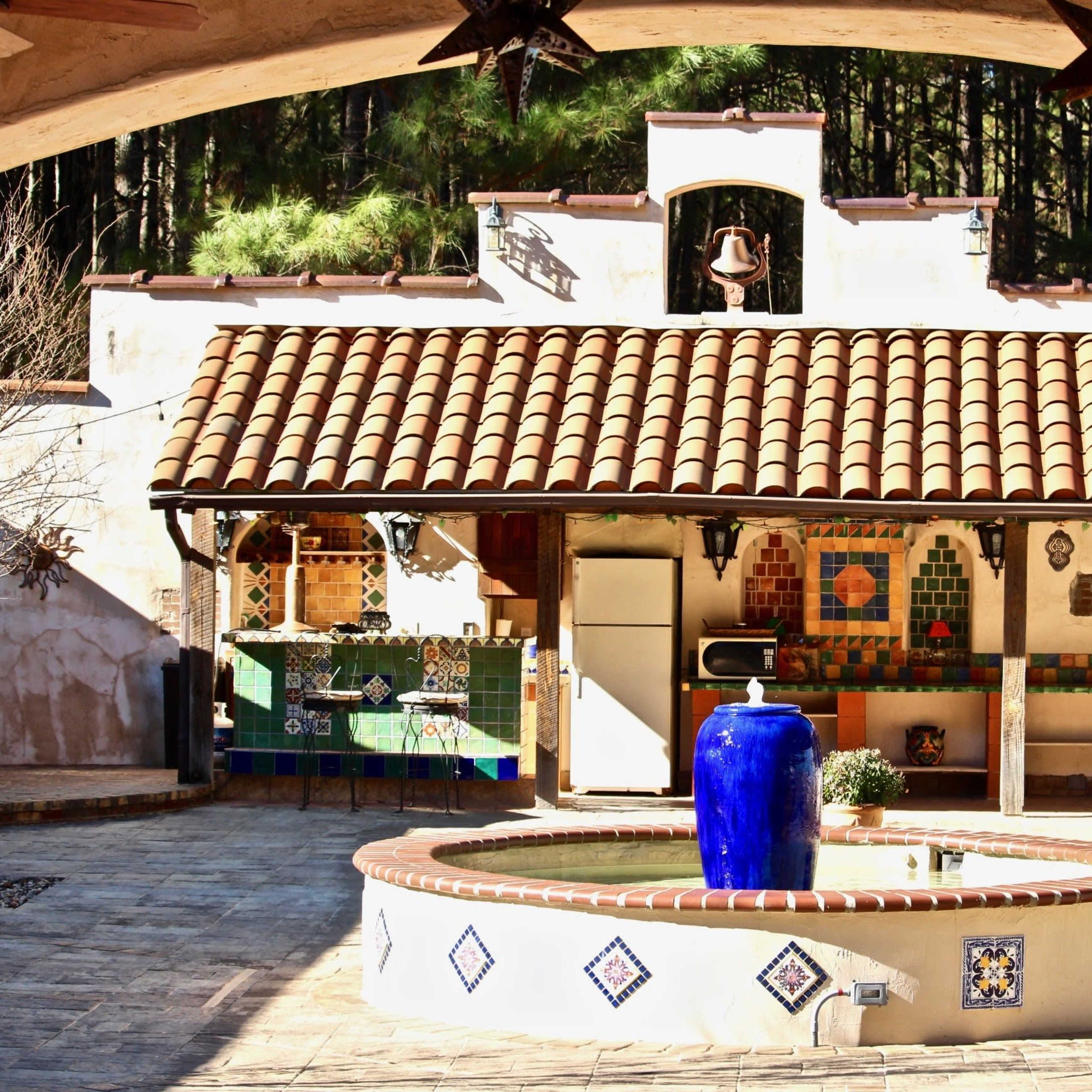 Spanish-Hacienda Styled Countryside Villa Image in Chattahoochee Hills, Palmetto, GA