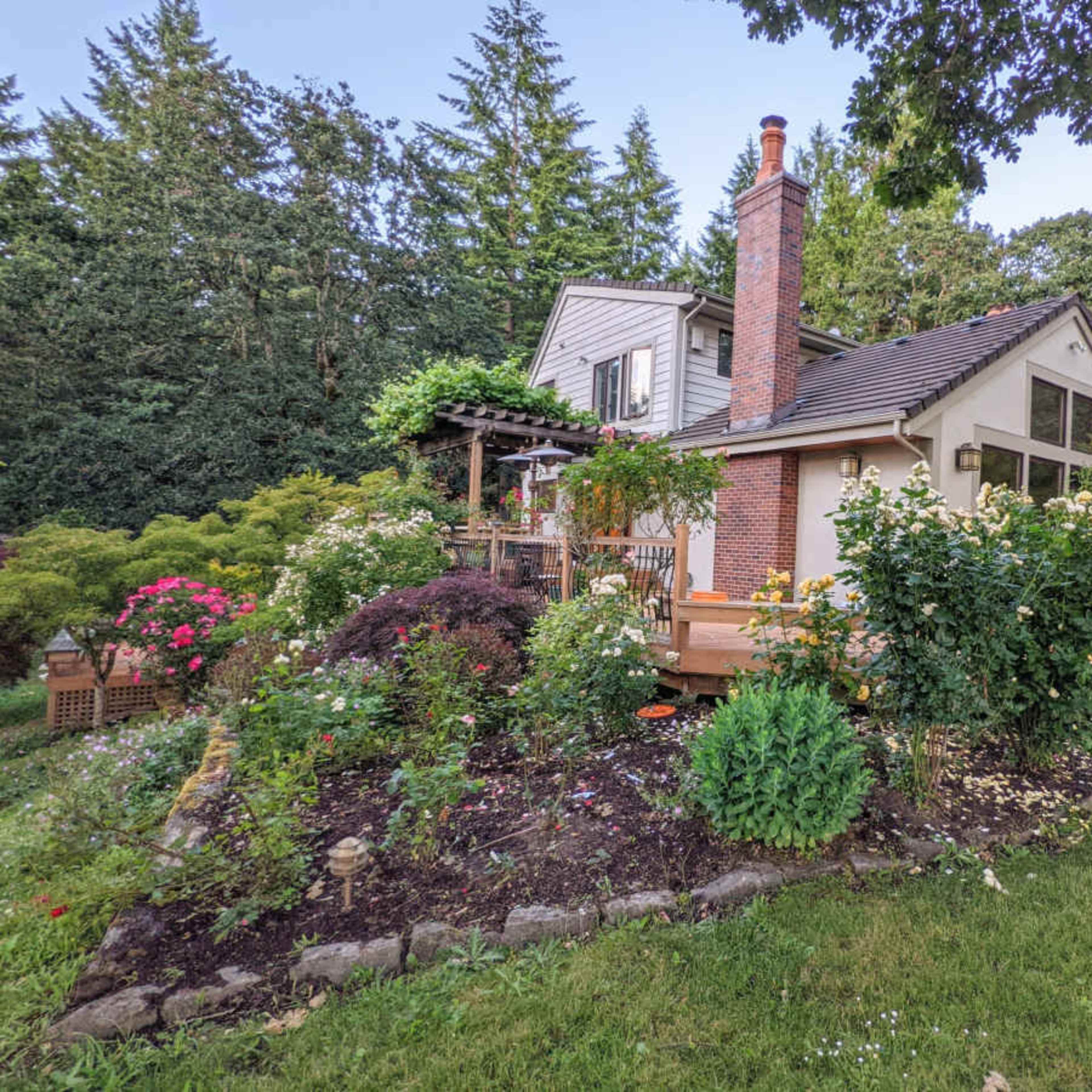 Rivenwood - 16 Acre Oregon Wine Country Estate Image in , Carlton, OR