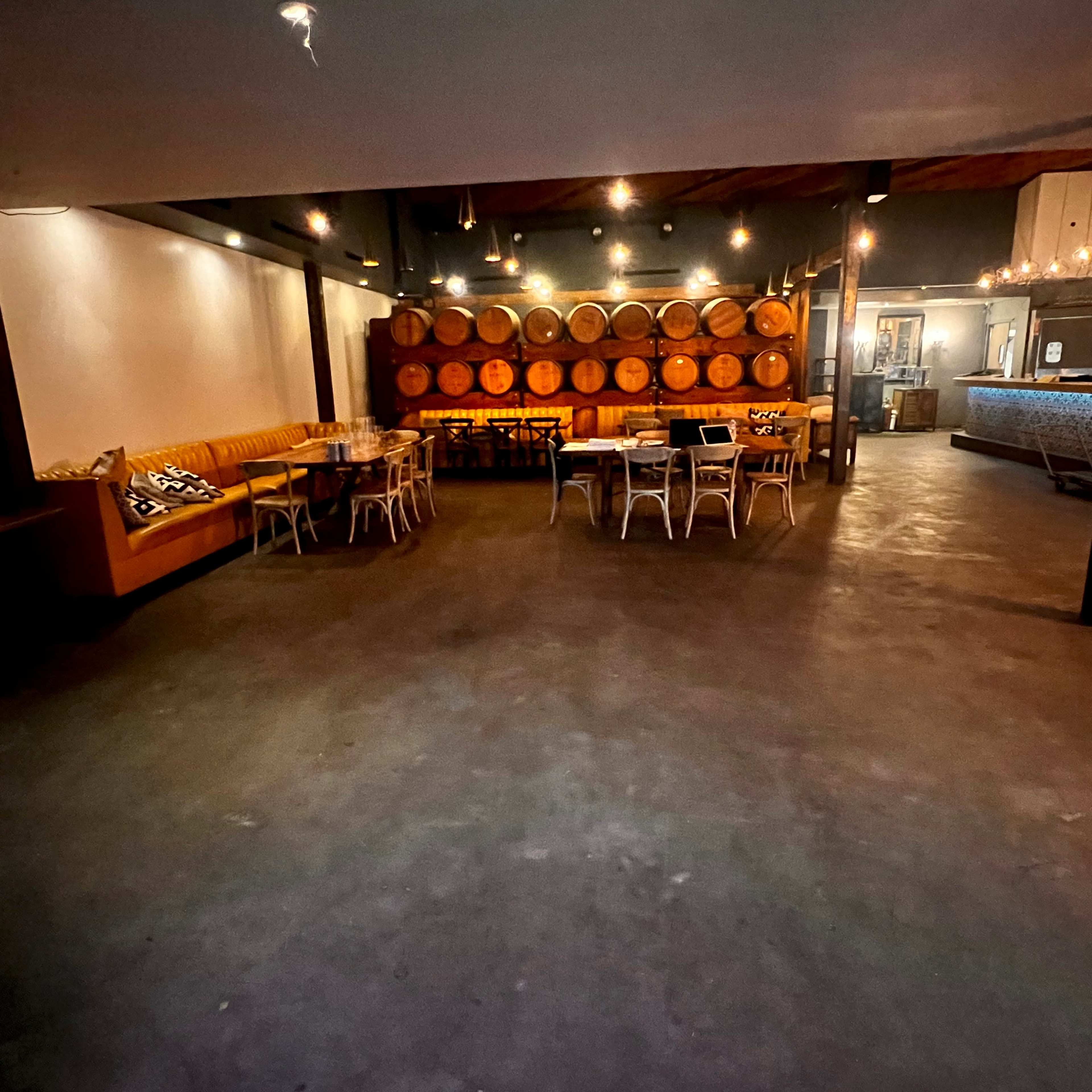 Hollywood, Bar, fireplace patio, restaurant Image in Hollywood, Los Angeles, CA