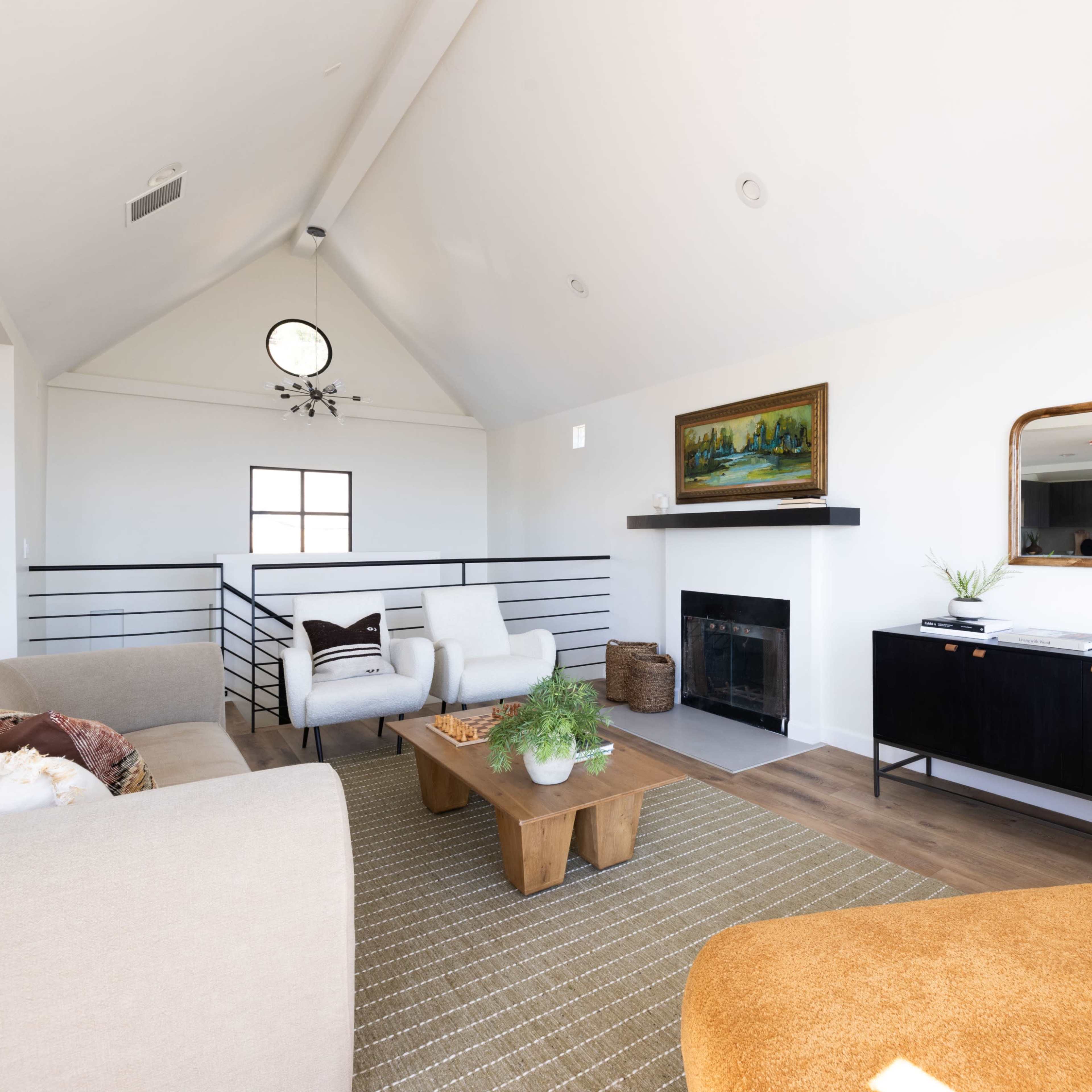 Modern Castille with Downtown Views Image in Northeast Los Angeles, Los Angeles, CA