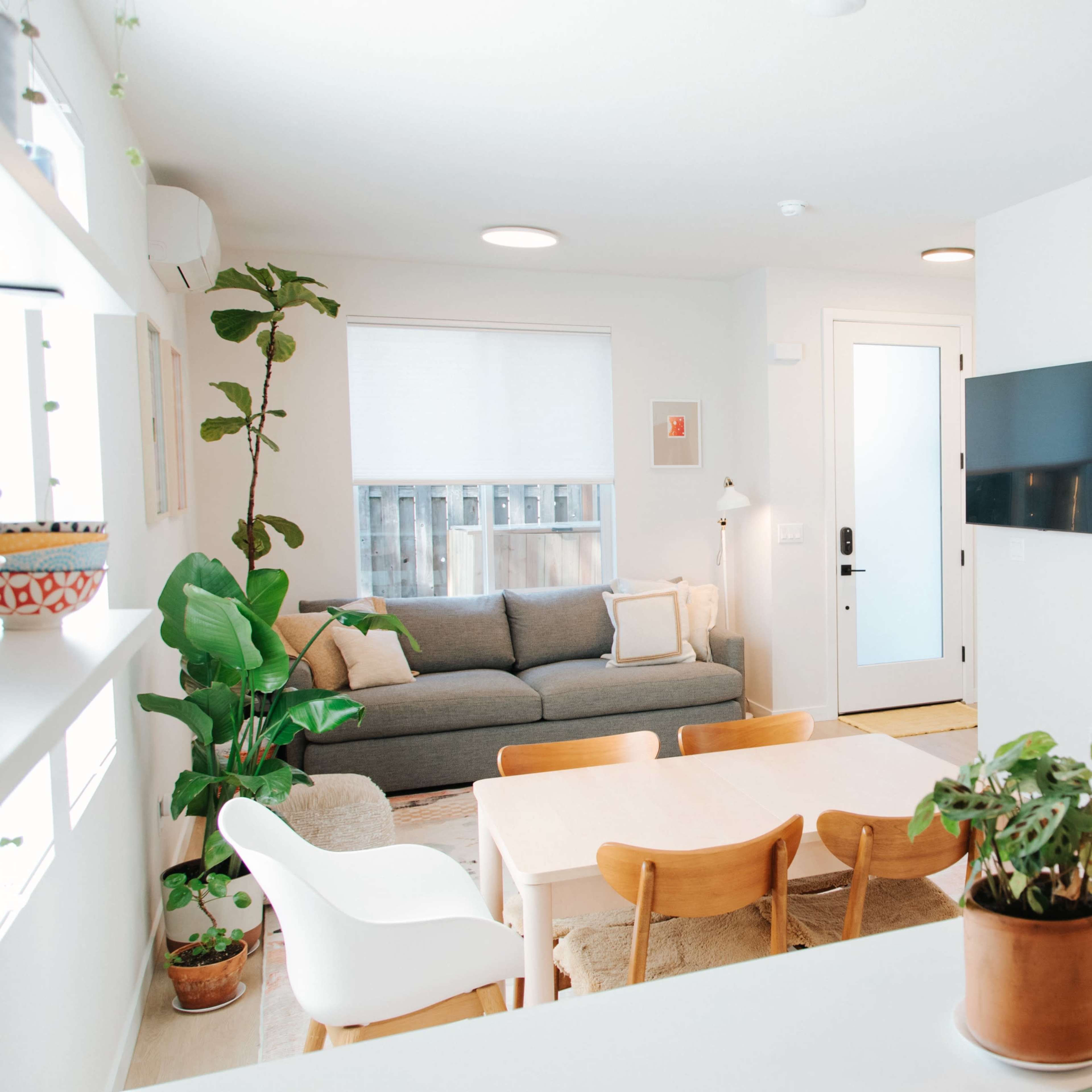 Kenton Cozy Nest Townhome with garden patio Image in North Portland, Portland, OR