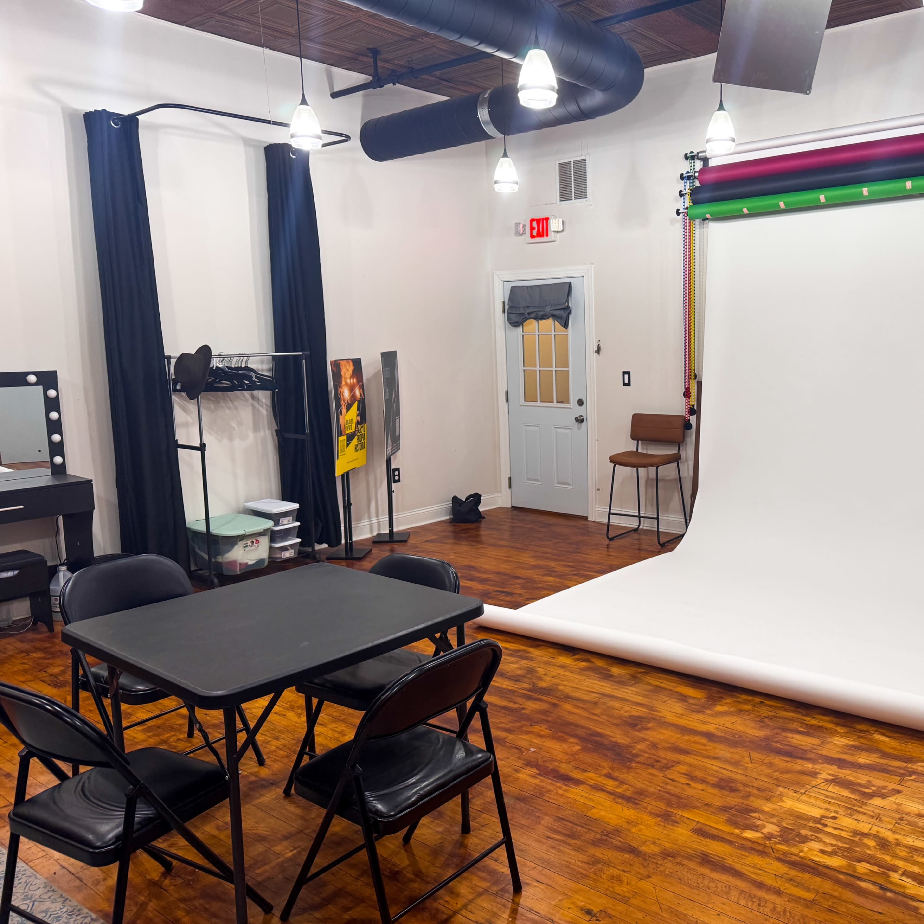 Fully Equipped Photo & Video Studio – Just 18 Min from Manhattan Image in West New York, West New York, NJ