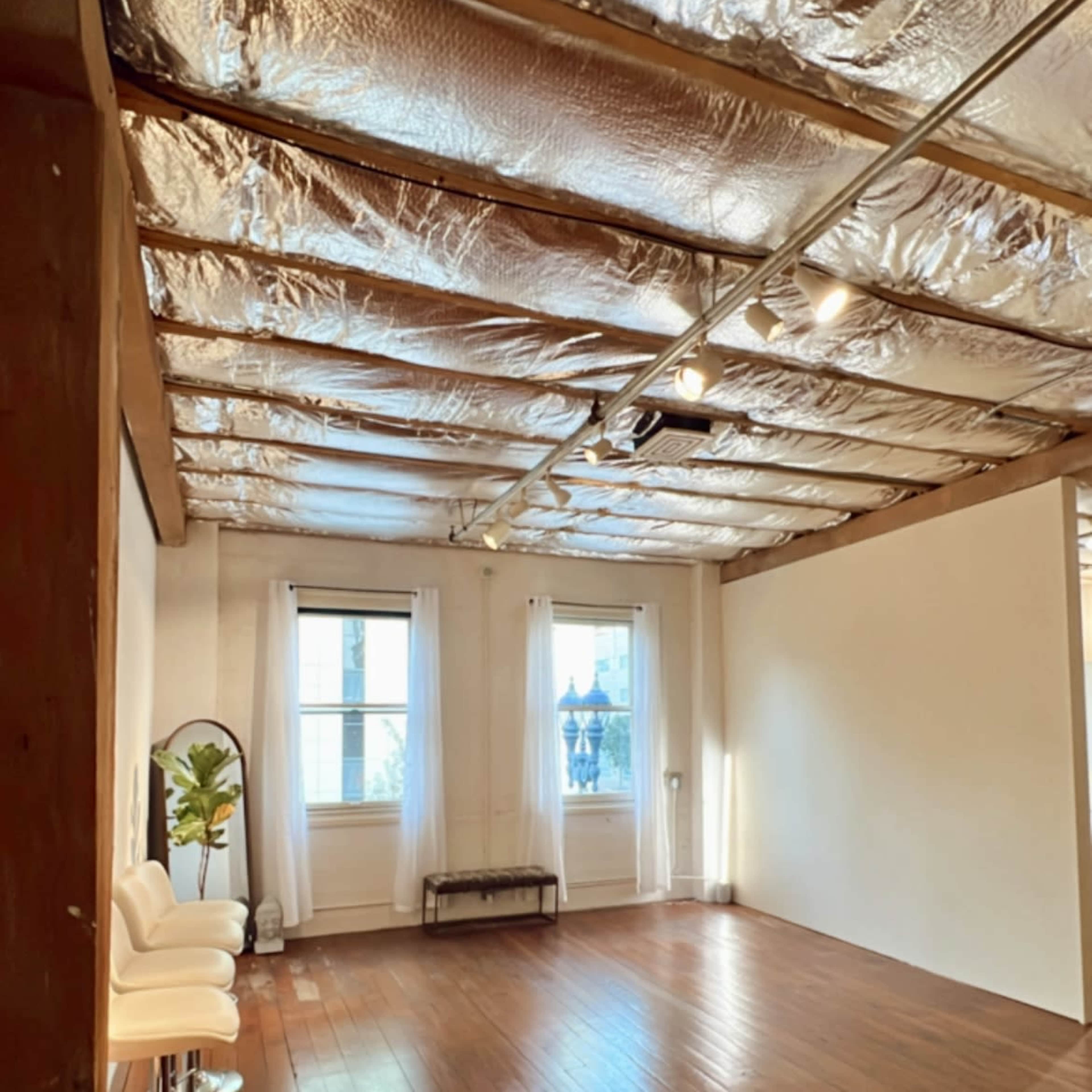 Bright, Versatile Loft for Creative Projects and Intimate Gatherings Image in East Village, San Diego, CA