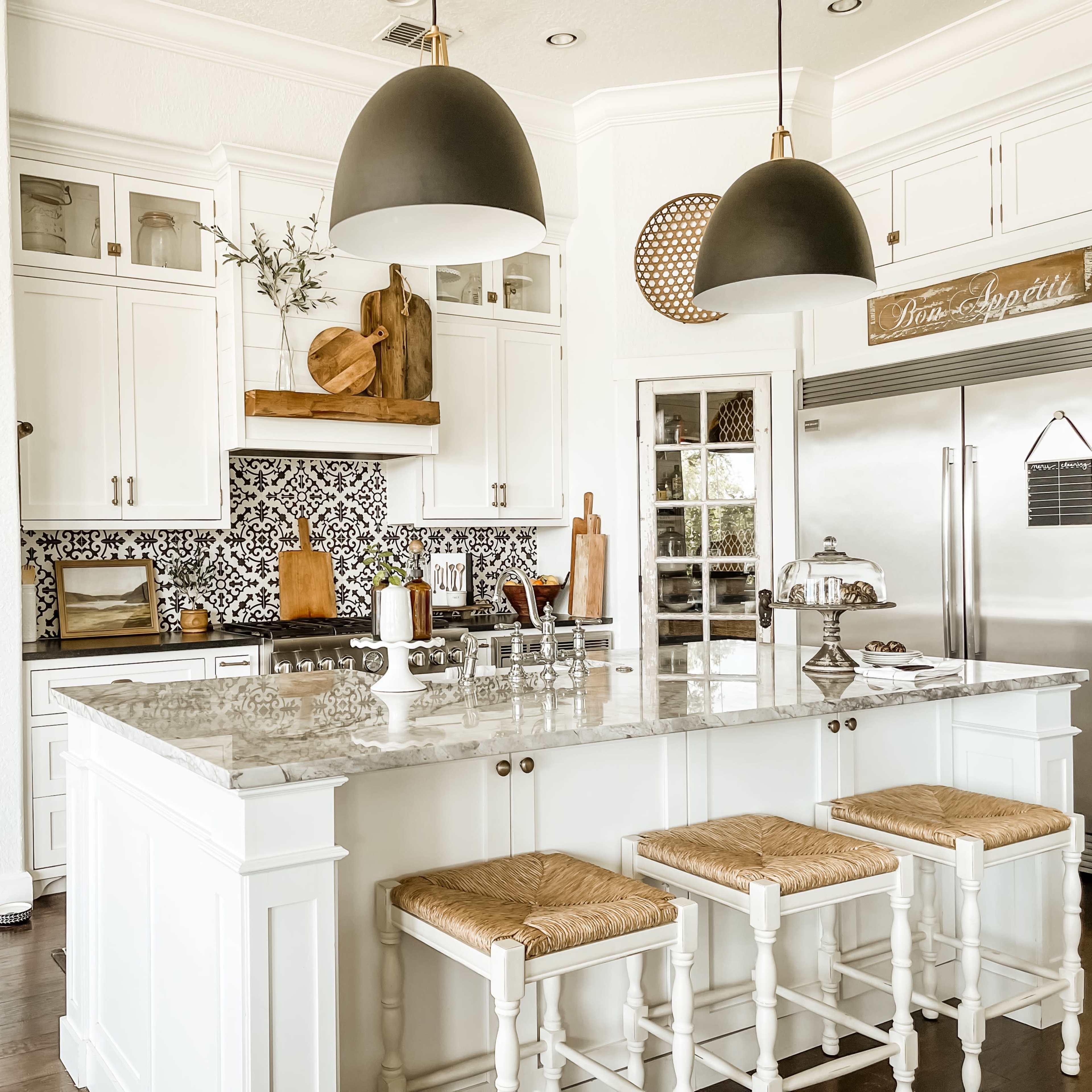 Bright and Sunny California Casual Style Lakefront  Home Close to Orlando Image in Lake Butler, Winter Garden, FL