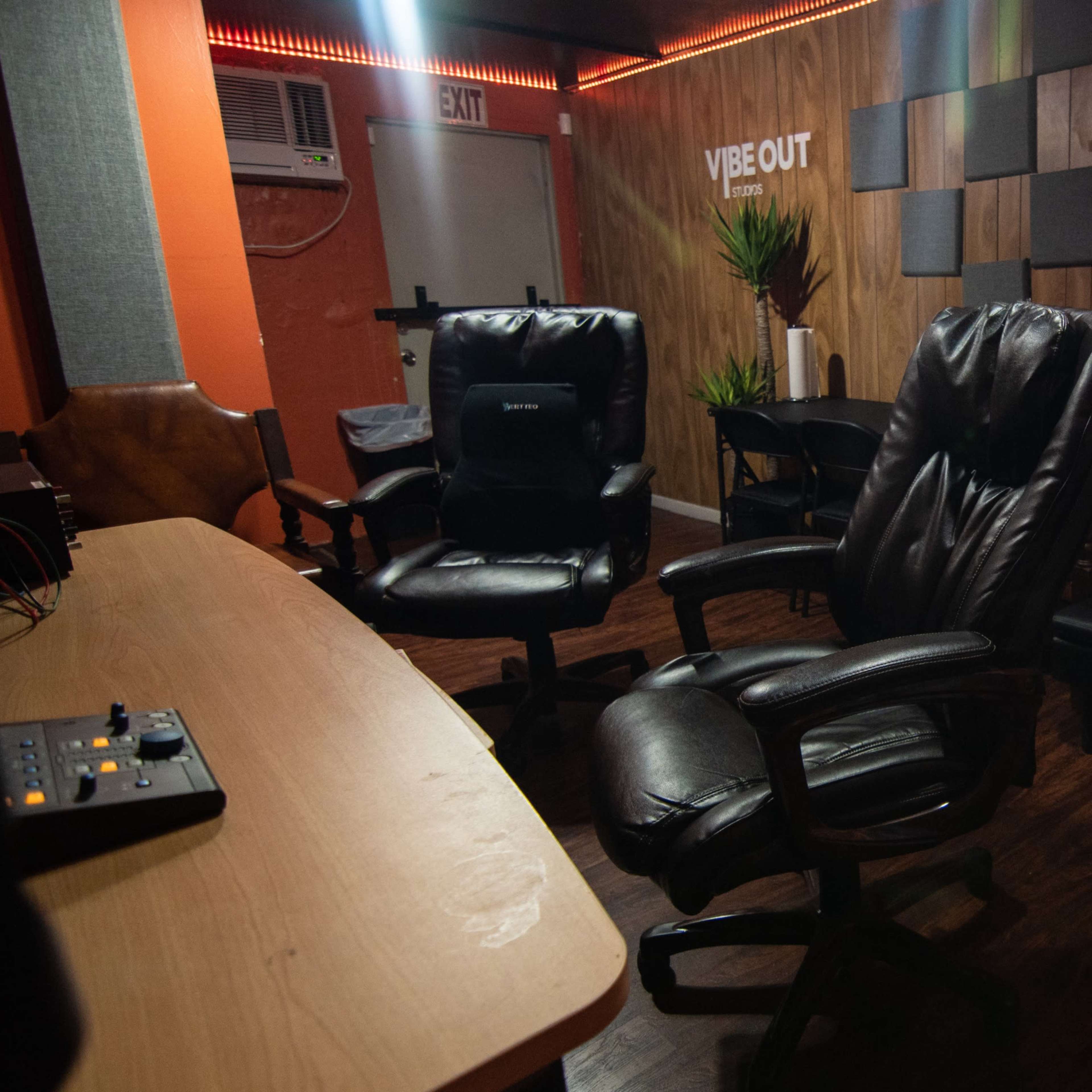 Vibe Out Studios Image in West End, Miami, FL