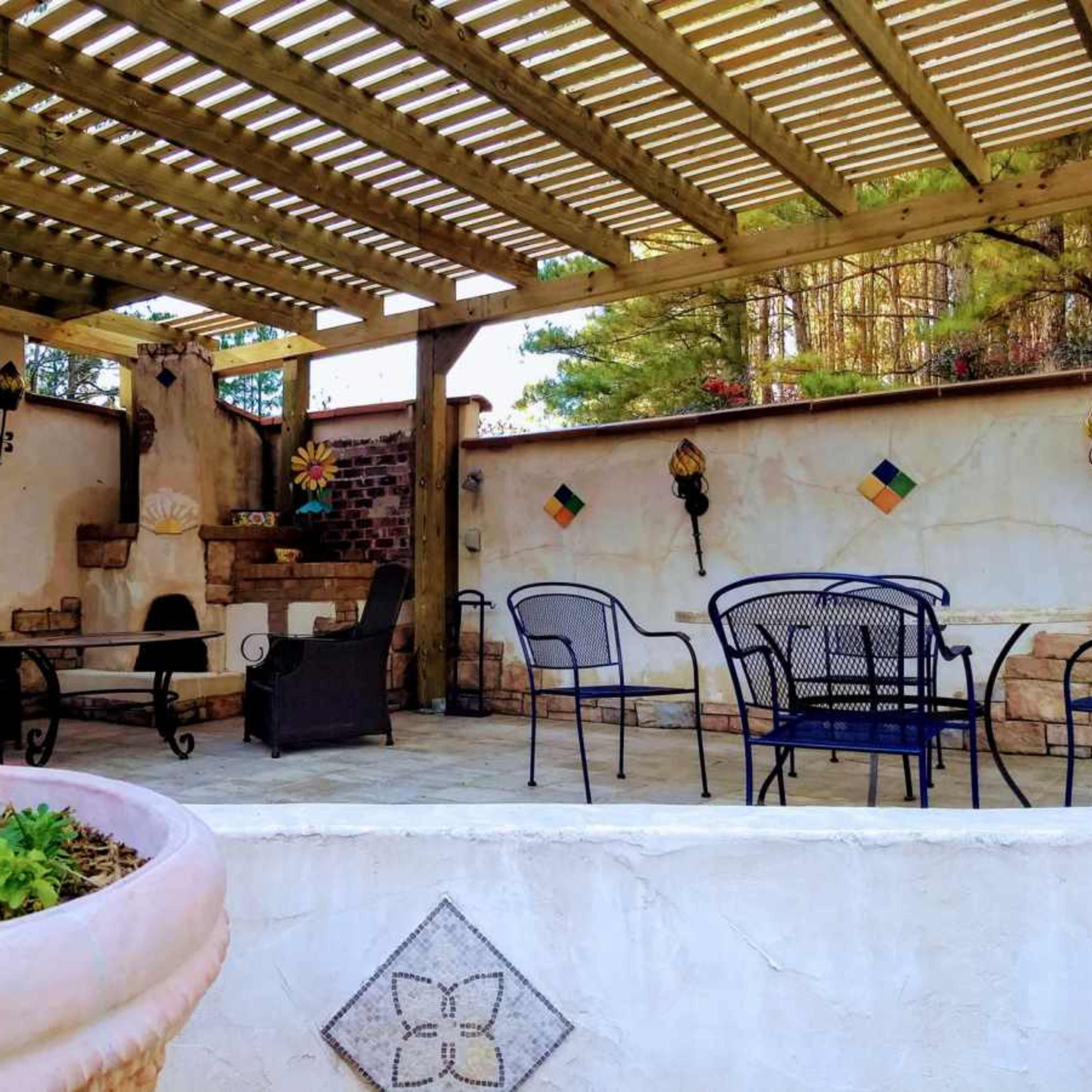 Spanish-Hacienda Styled Countryside Villa Image in Chattahoochee Hills, Palmetto, GA