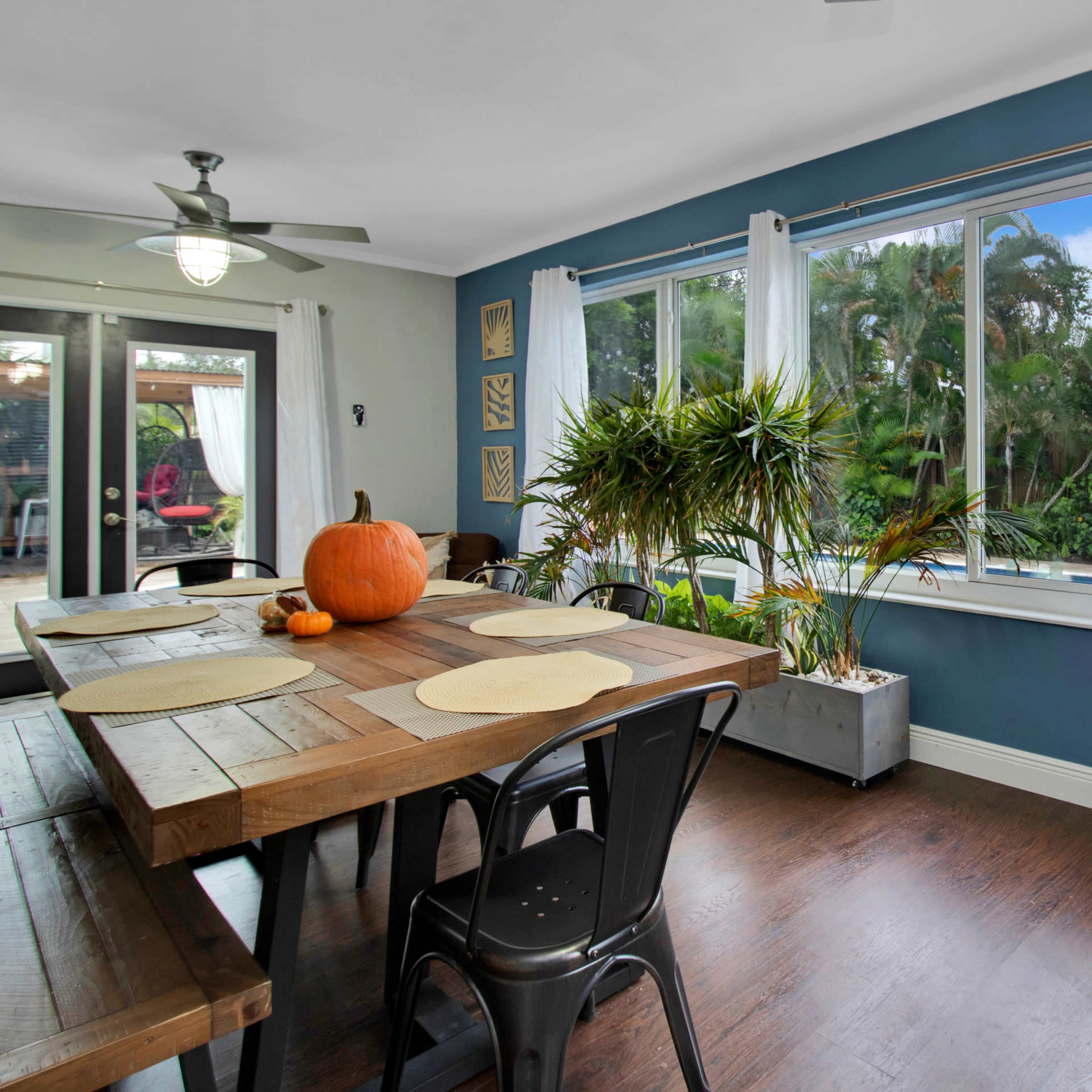 🌴3BR HEATED and Salt Water Pool Home | FTL Airport/Beaches/Las Olas Image in South Fort Lauderdale, Fort Lauderdale, FL