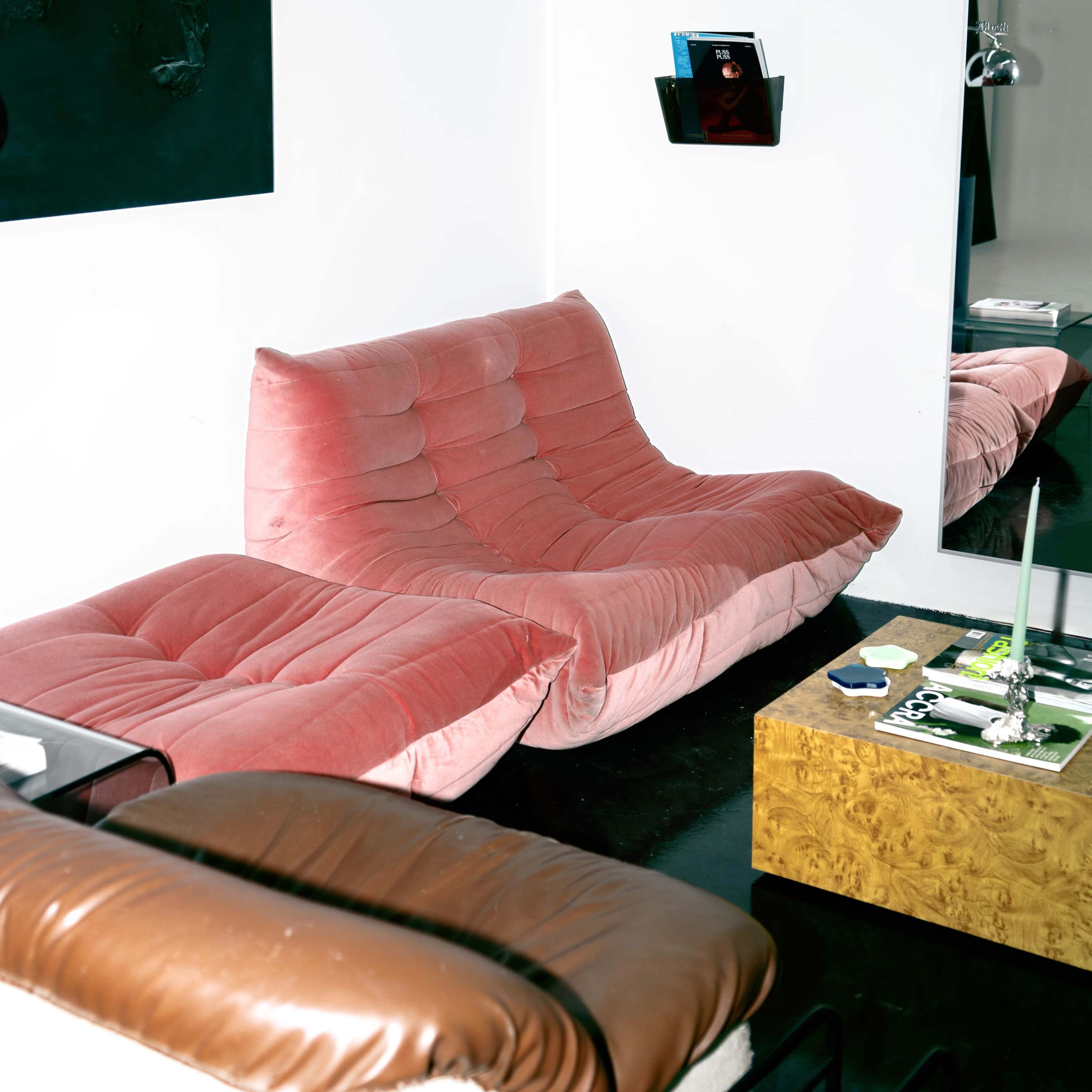 Toronto Photo Studio with Cyclorama Wall Image in South Riverdale, Toronto, ON