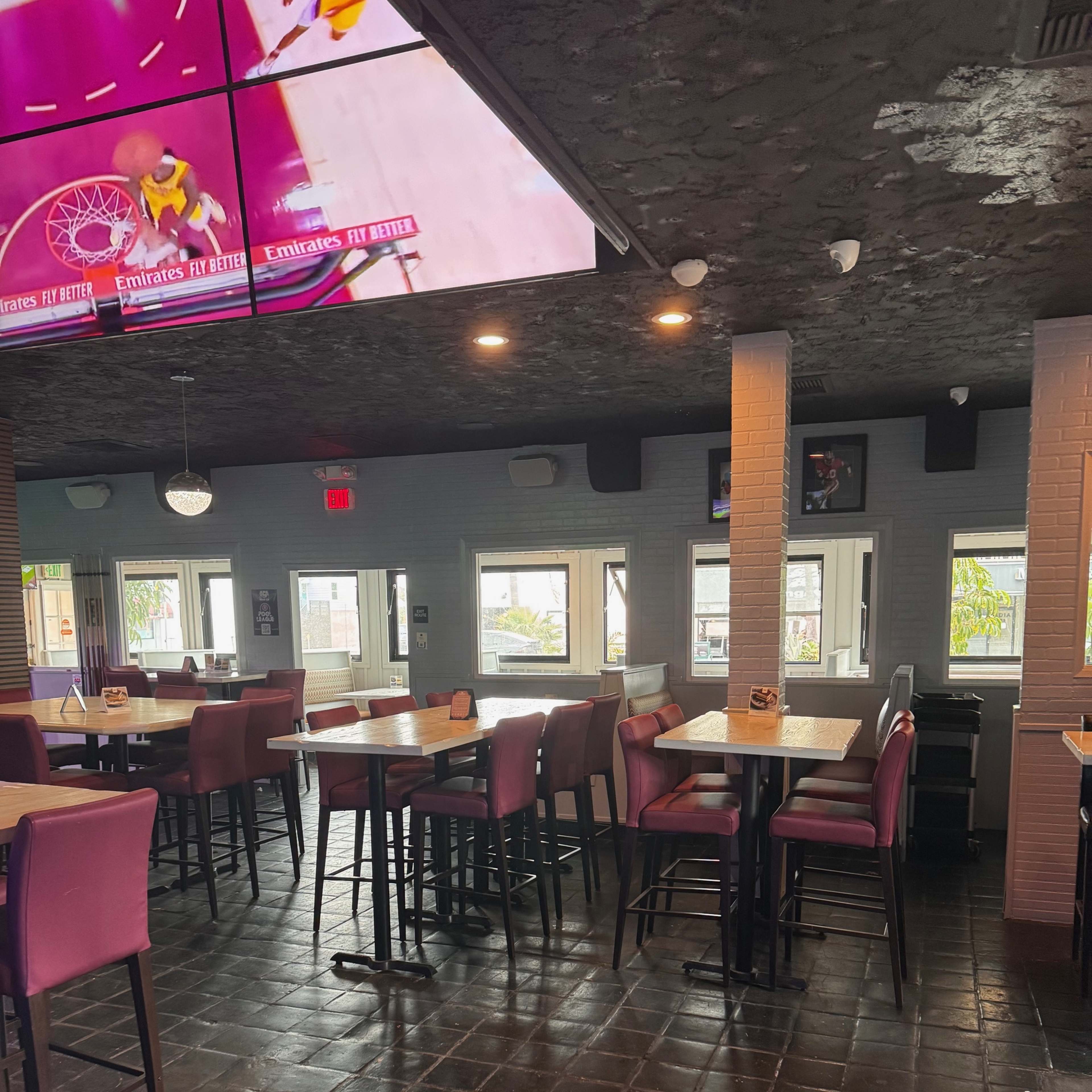 Sports bar Image in Marina del Rey, Marina del Rey, CA