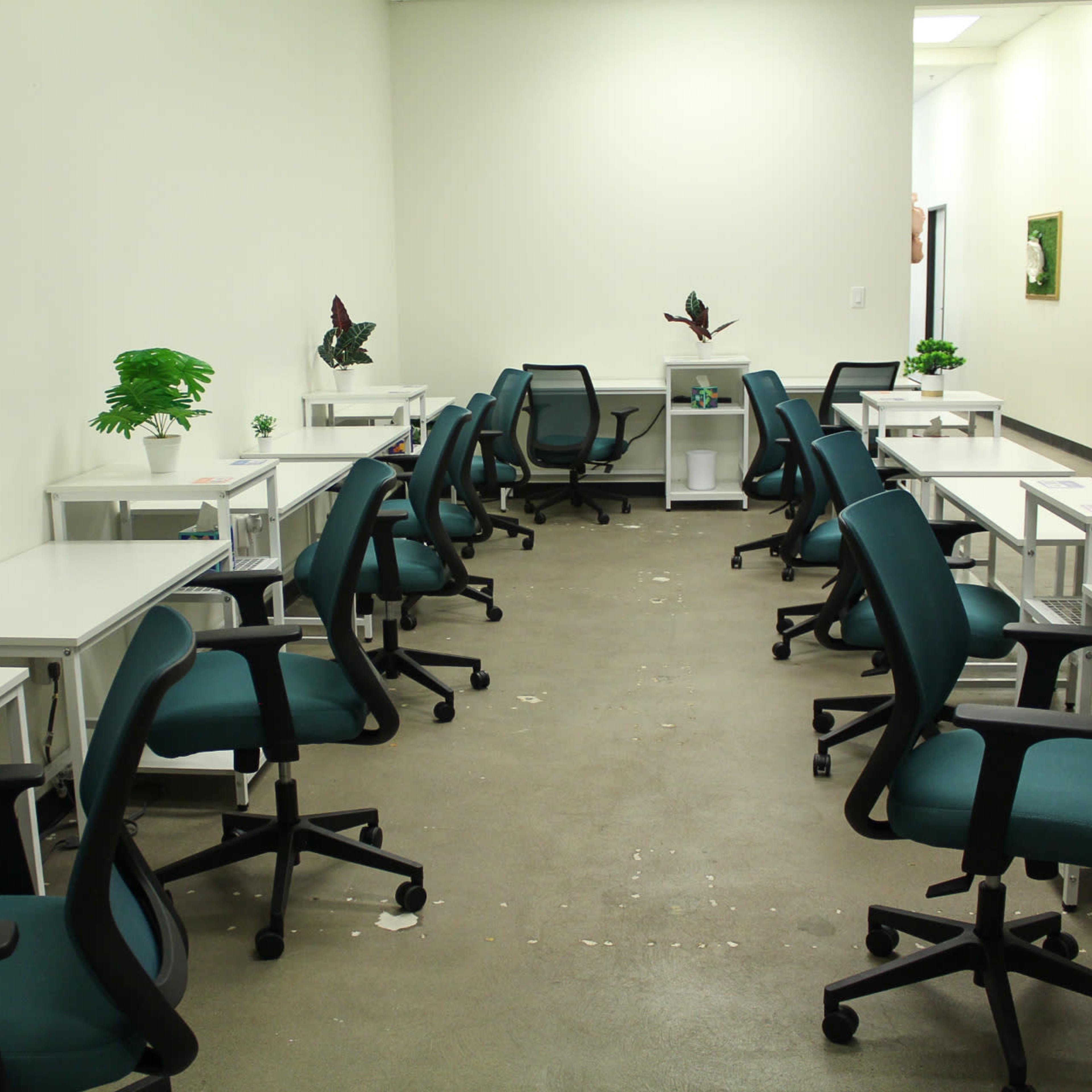 Large Space inside a worker directed coffee shop Image in Mesa, Mesa, AZ