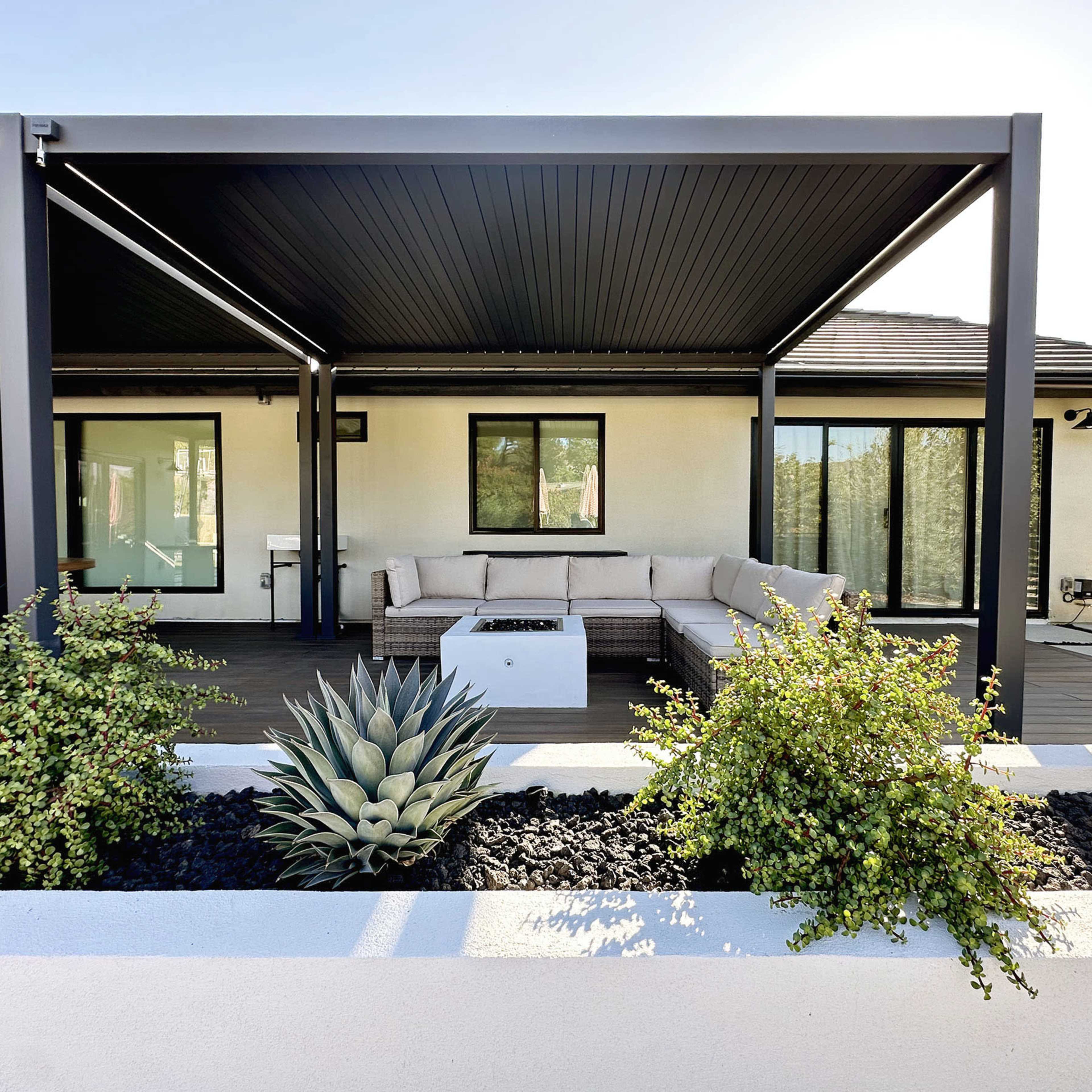 Modern Sophisticated Backyard Image in Walnut, Walnut, CA