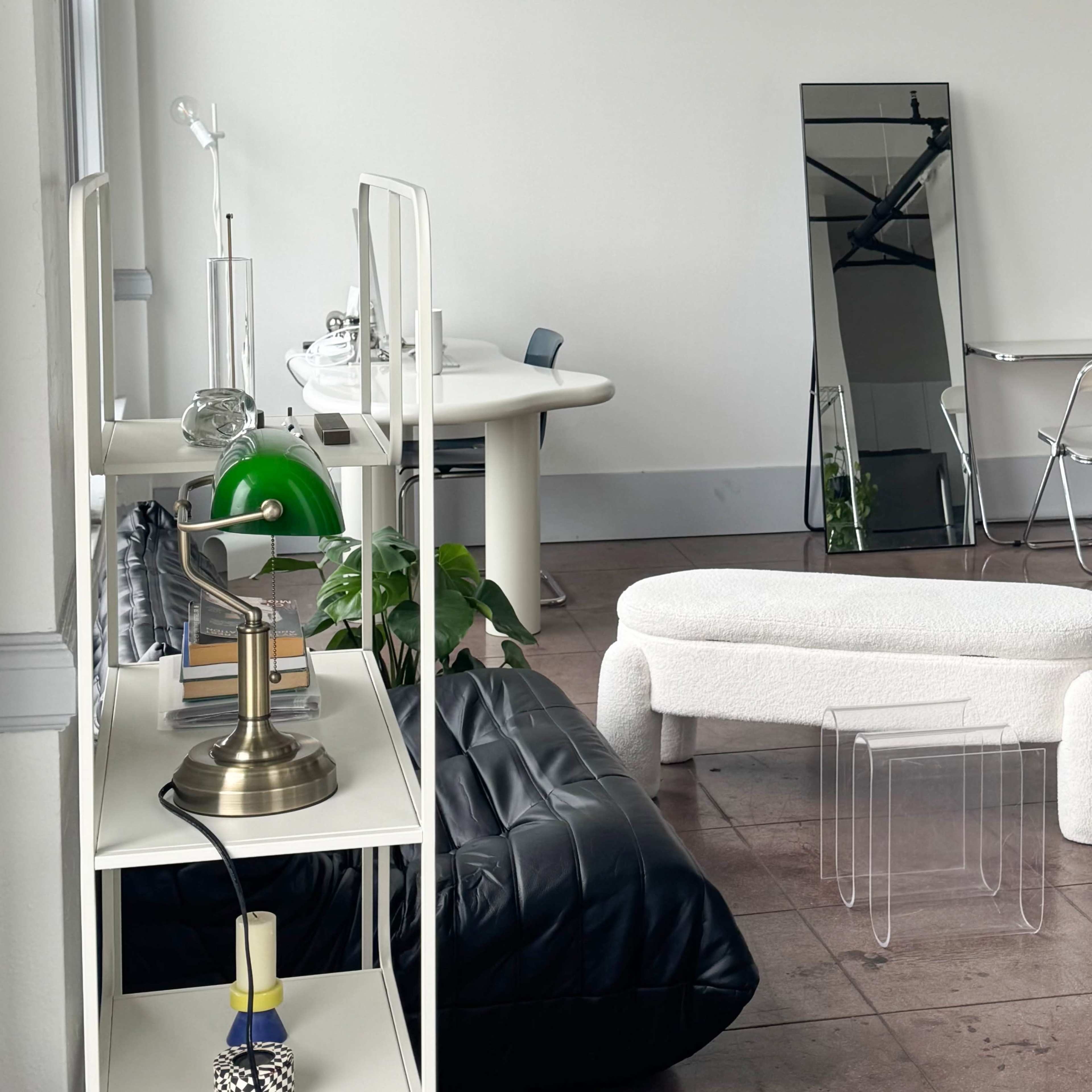 Bright East-Facing Loft in Downtown LA Image in Skid Row, Los Angeles, CA