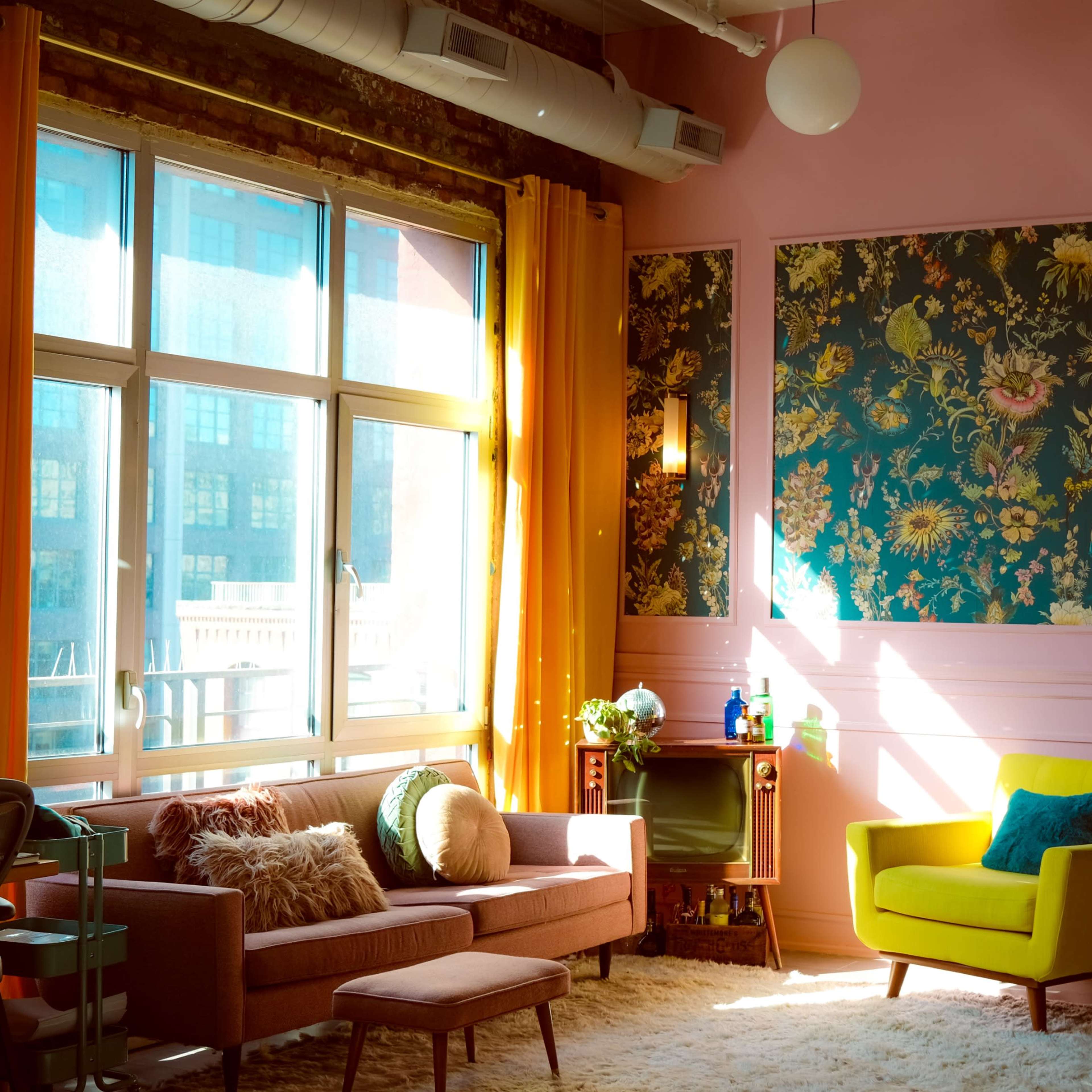 Stunning Loft with Magnificent Kitchen in Prime Dumbo - Perfect for Photoshoots, Dinner Parties, Filming, and Client Meetings Image in Vinegar Hill, Brooklyn, NY