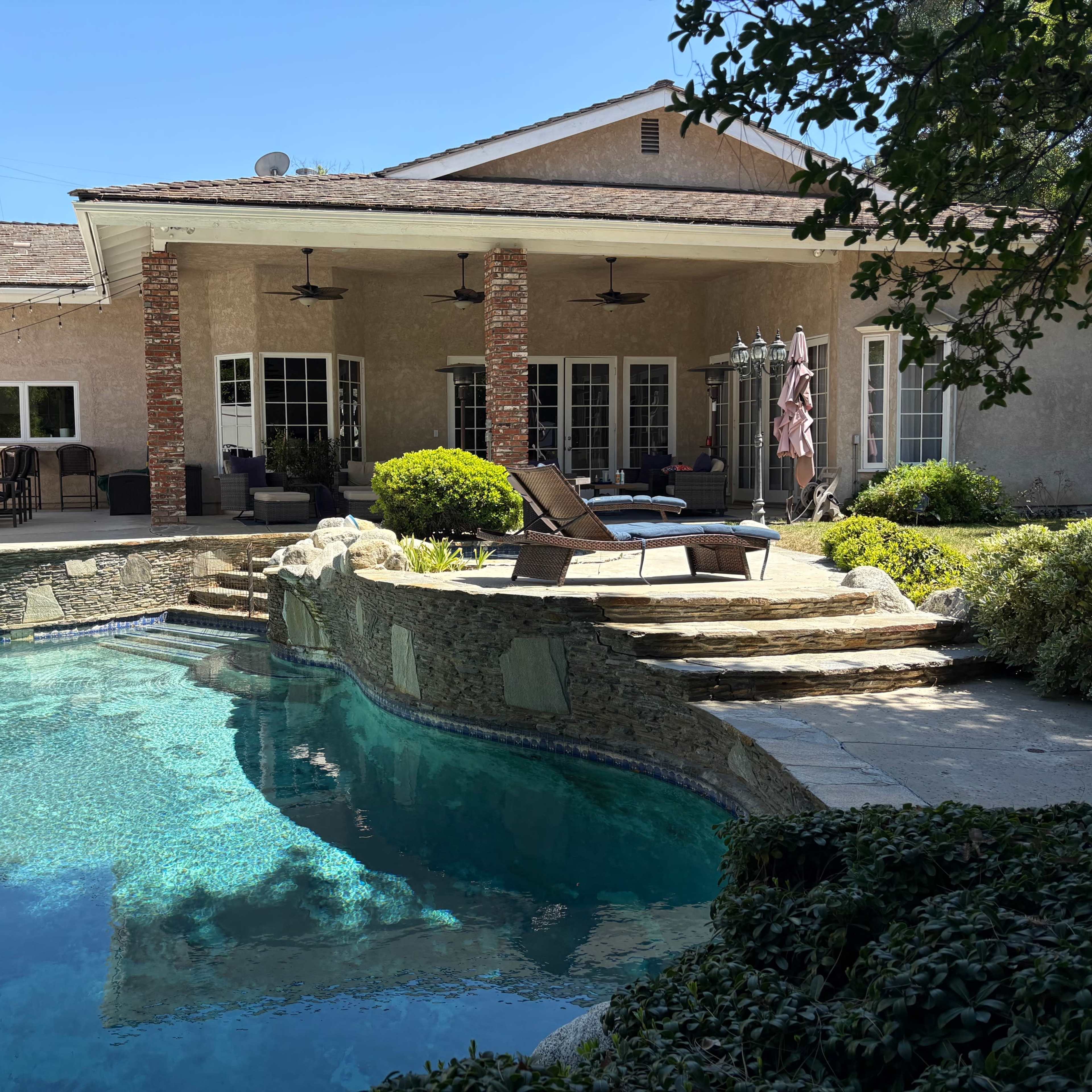 Stunning Contemporary Family Home with Woodsy yard Image in Woodland Hills, Los Angeles, CA