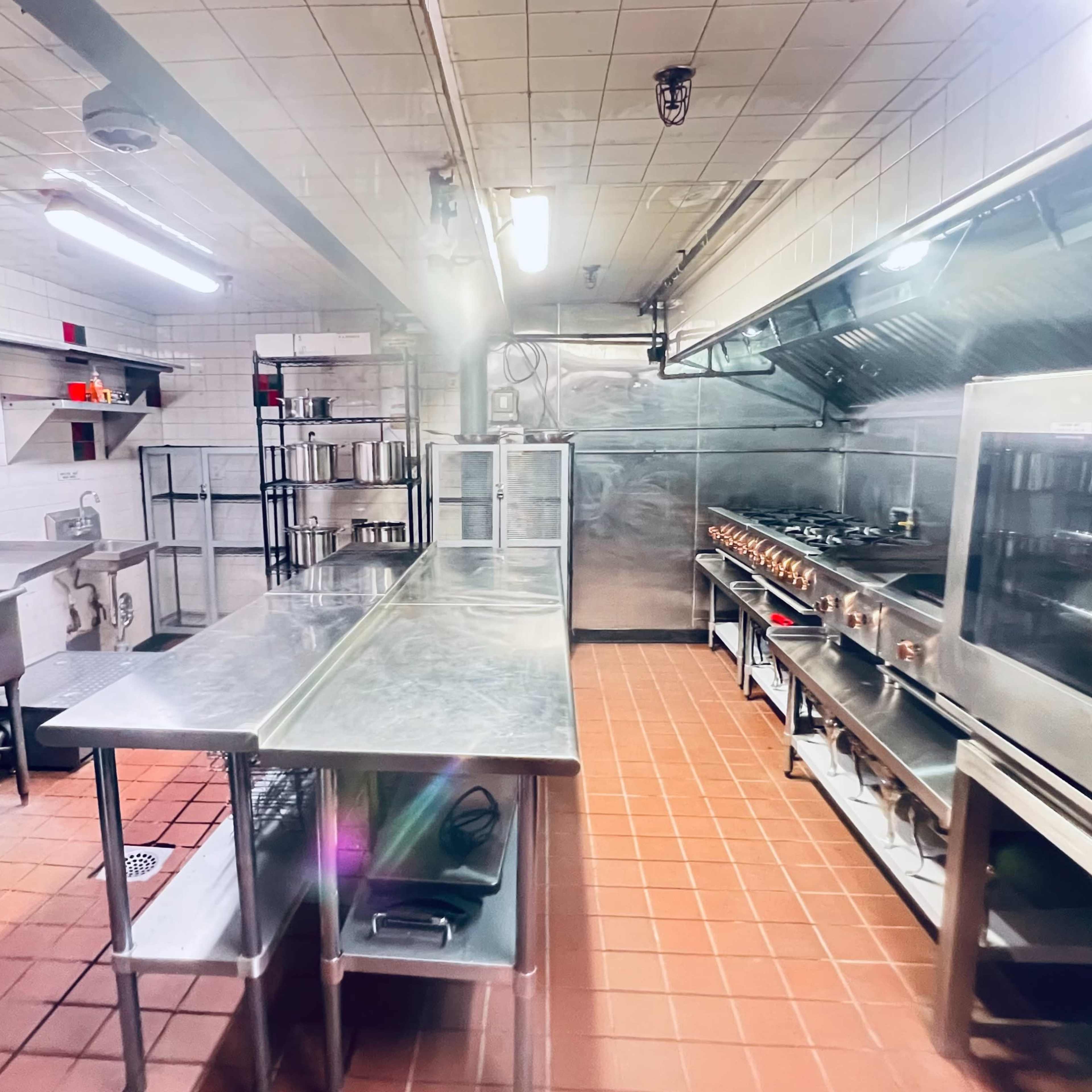 Commissary Kitchens License (H26) w/ ROOFTOP venue available Image in Ozone Park, Queens County, NY