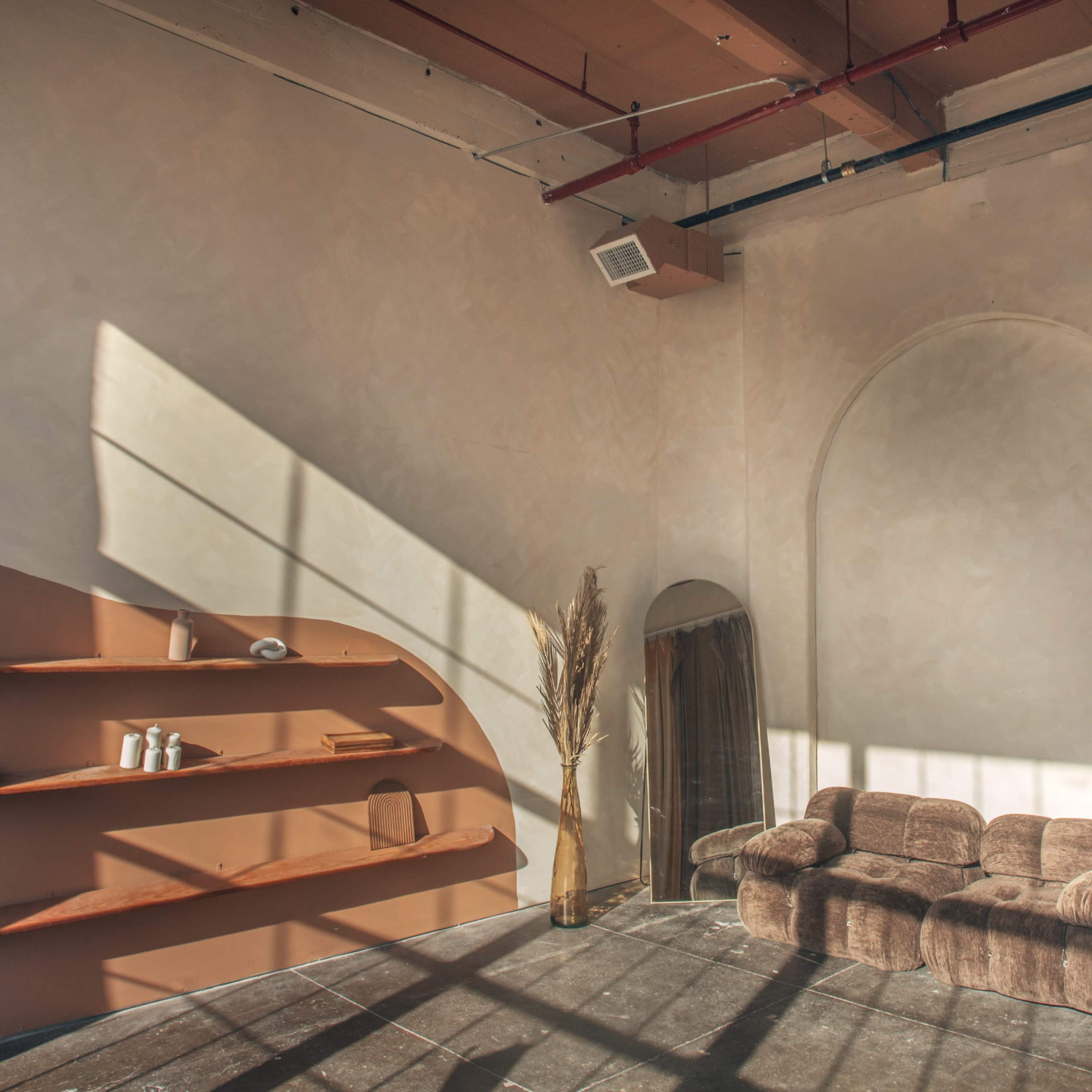 Wabi Sabi studio with Muslin backdrops Image in East Williamsburg, Brooklyn, NY
