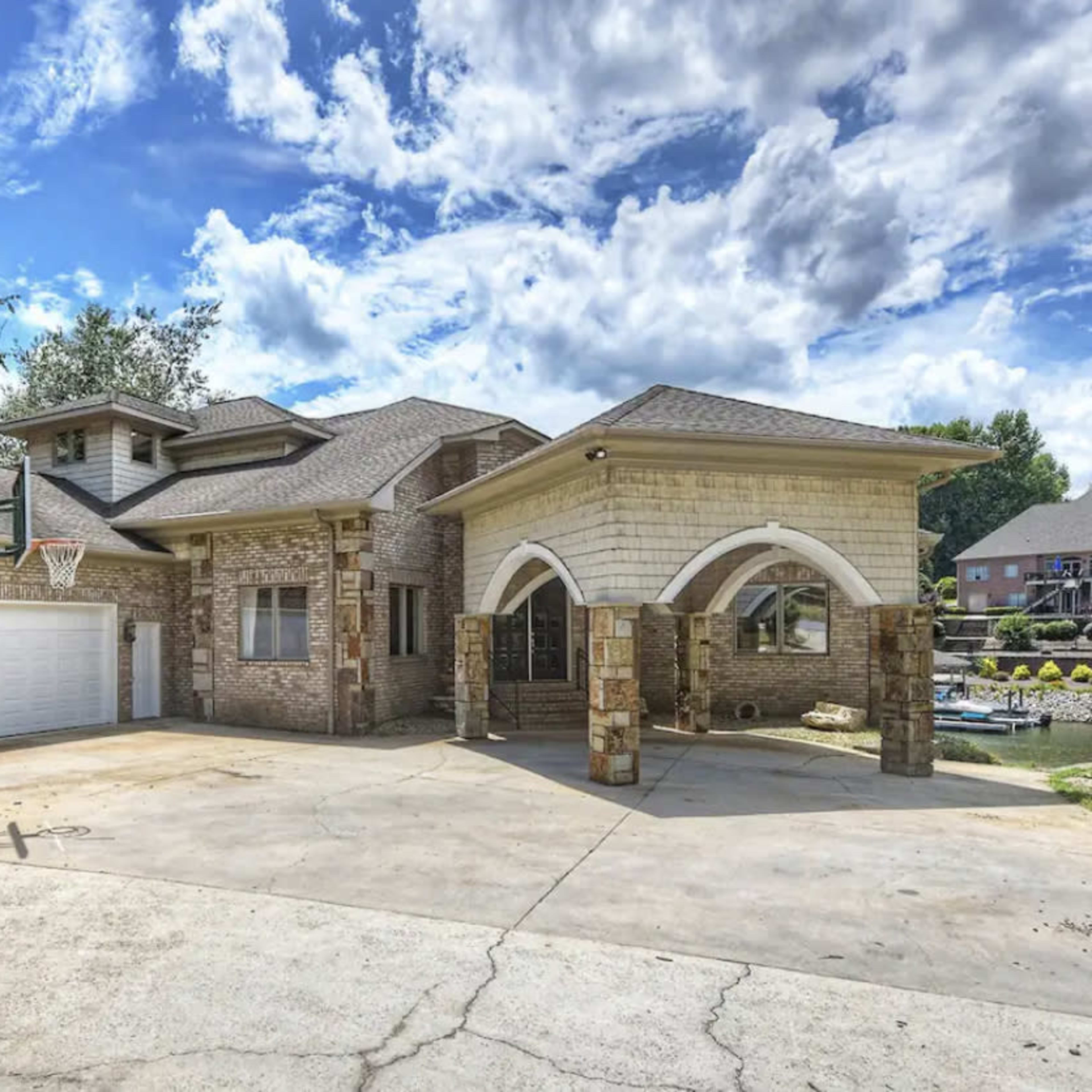 20 Best Air Hockey Tables Near Me Peerspace