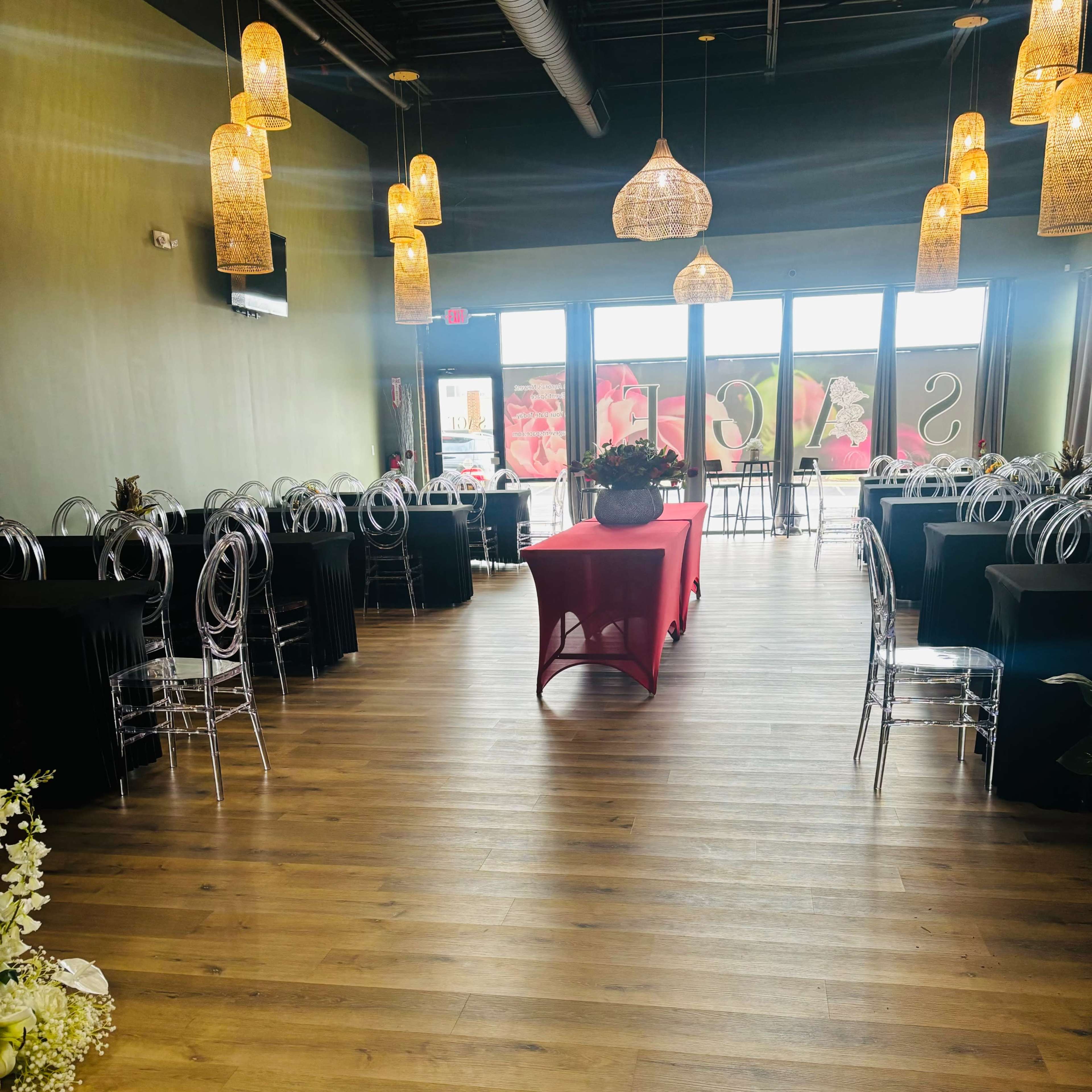 The Knowledge Nook in North Aurora Image in Aurora Township, North Aurora, IL