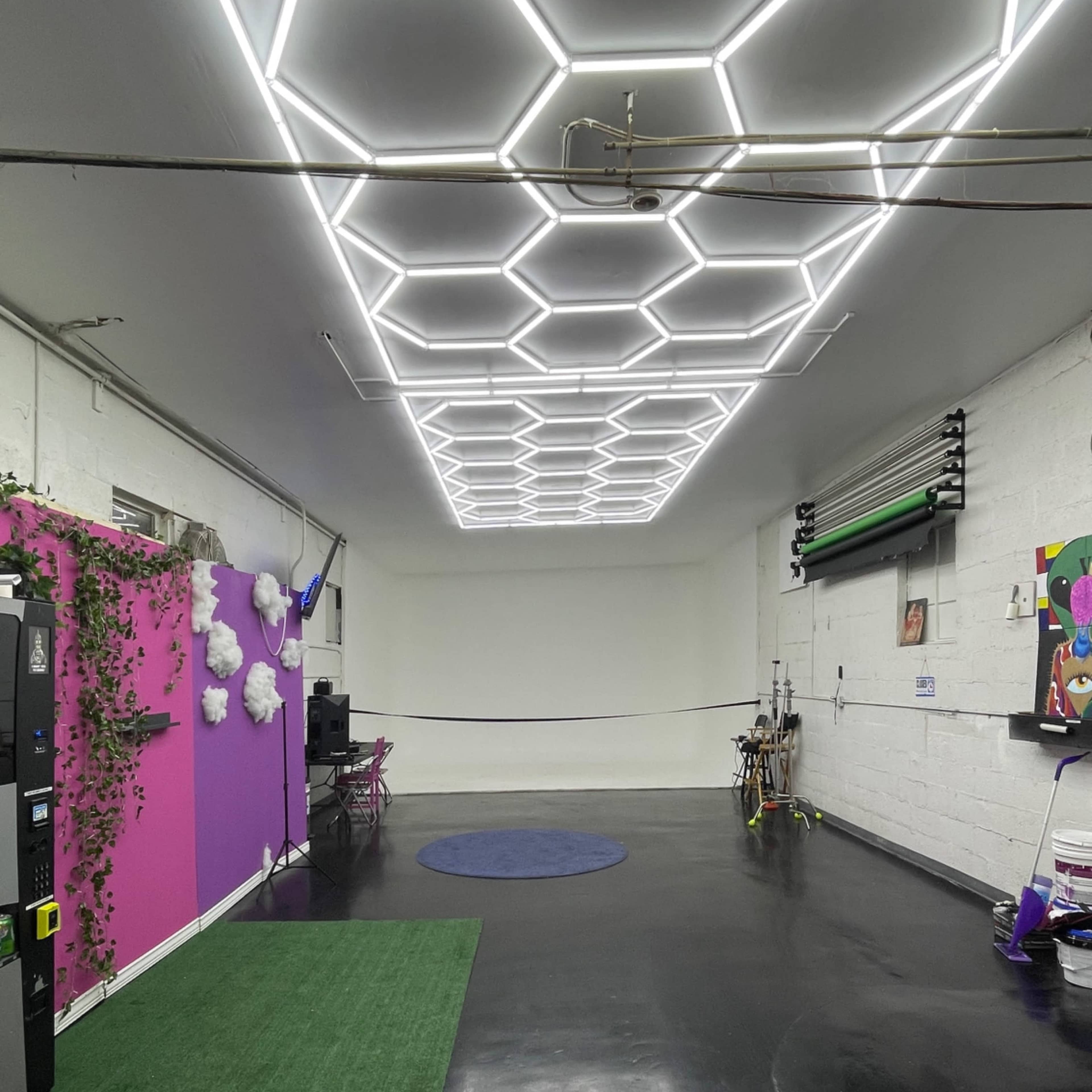 Cyclorama ,Photo & Video  Production Warehouse Image in Lodi, Lodi, NJ