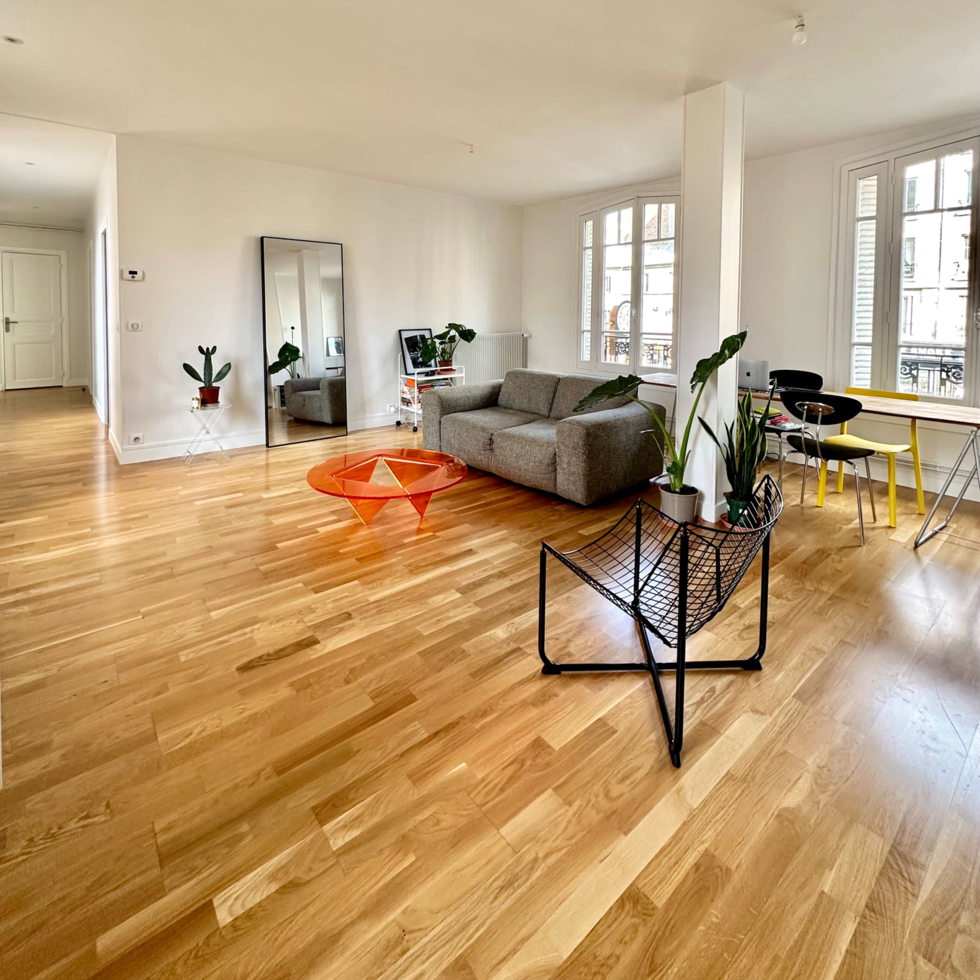 Appartement lumineux et design Image dans , Pantin, Île-de-France