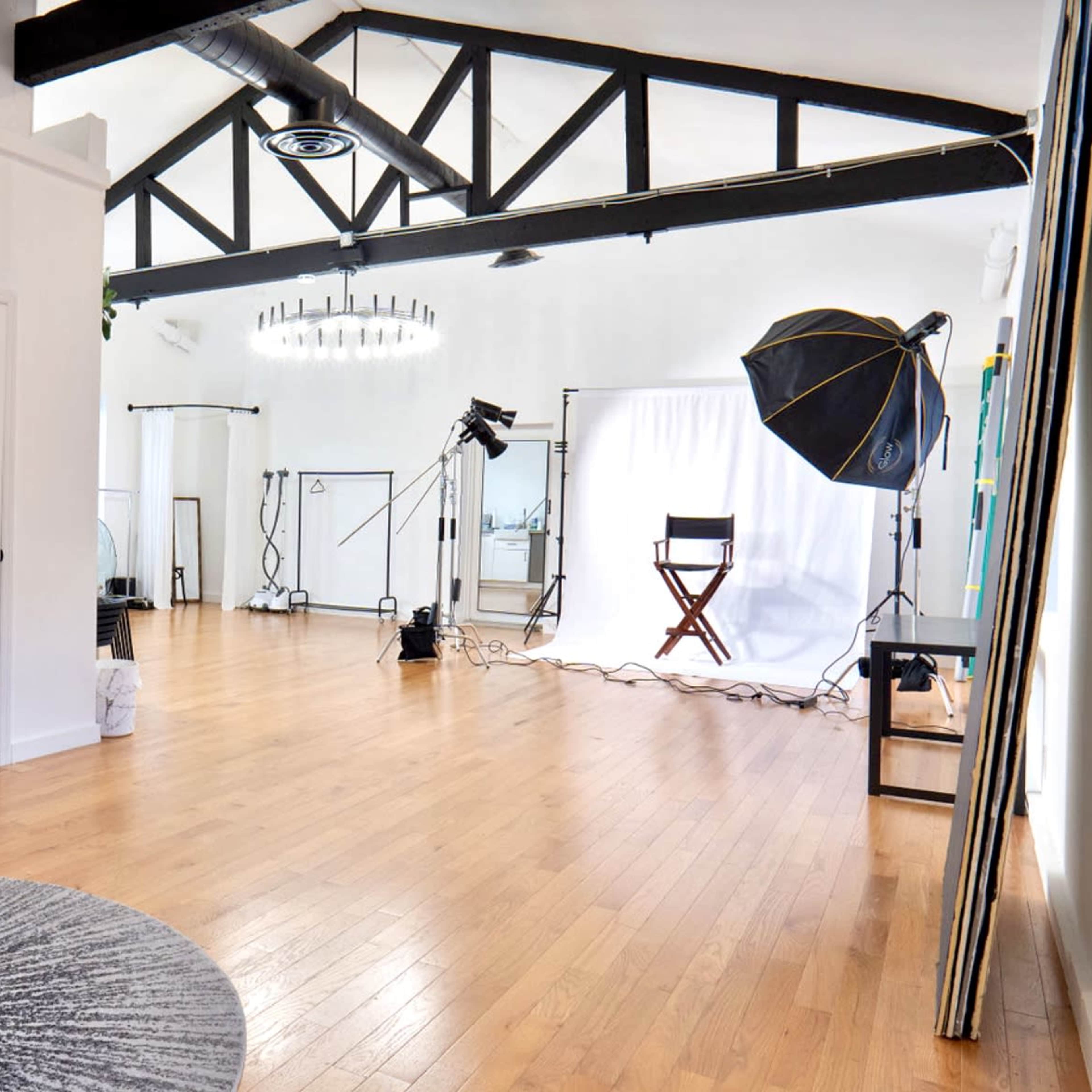 Photo Shoot Daylight Studio 51 Bruen St. - 1.5 blocks from Penn Station via Ferry St w/convenient parking lot next door Image in North Ironbound, Newark, NJ