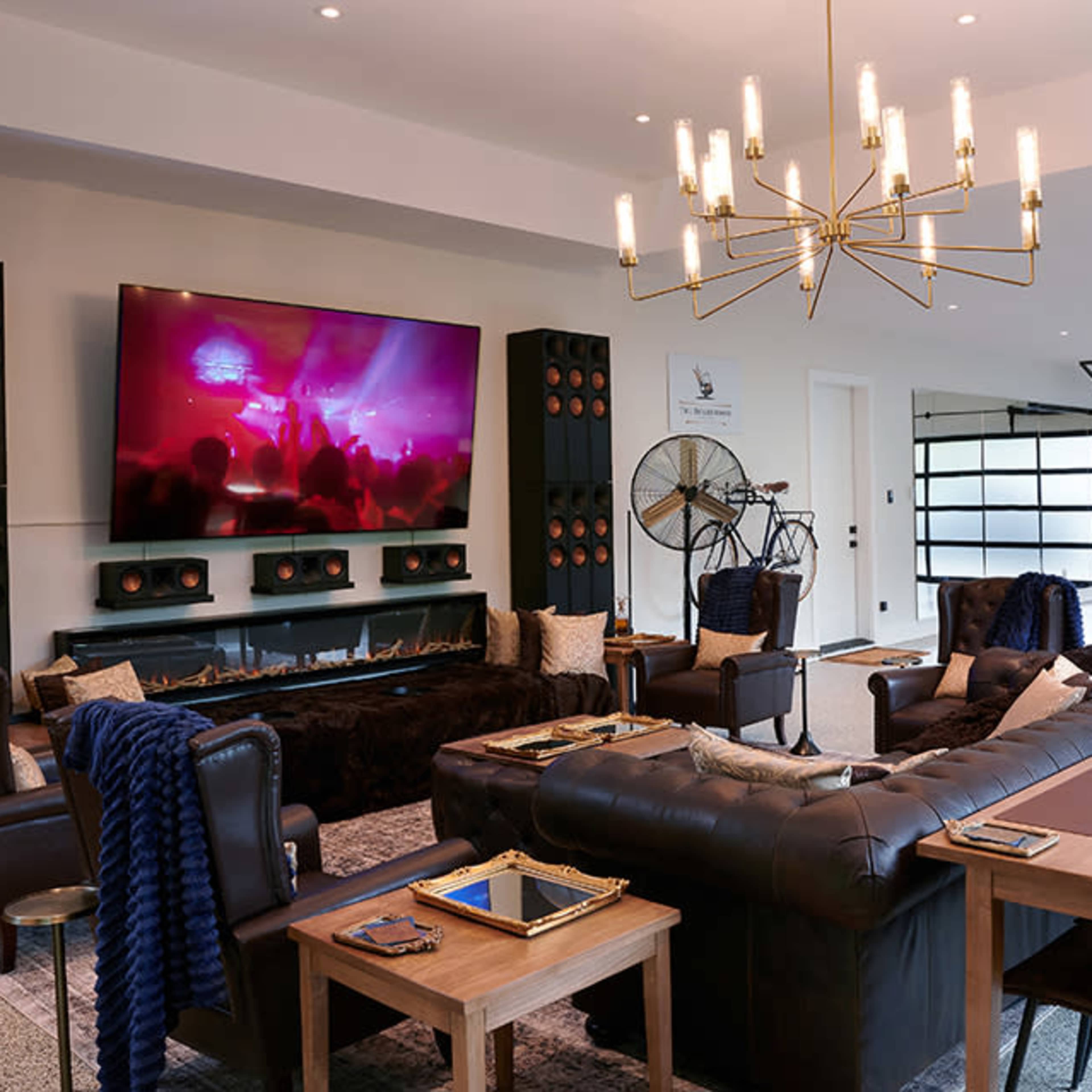 Custom West Van Mansion Image in West Vancouver, West Vancouver, BC