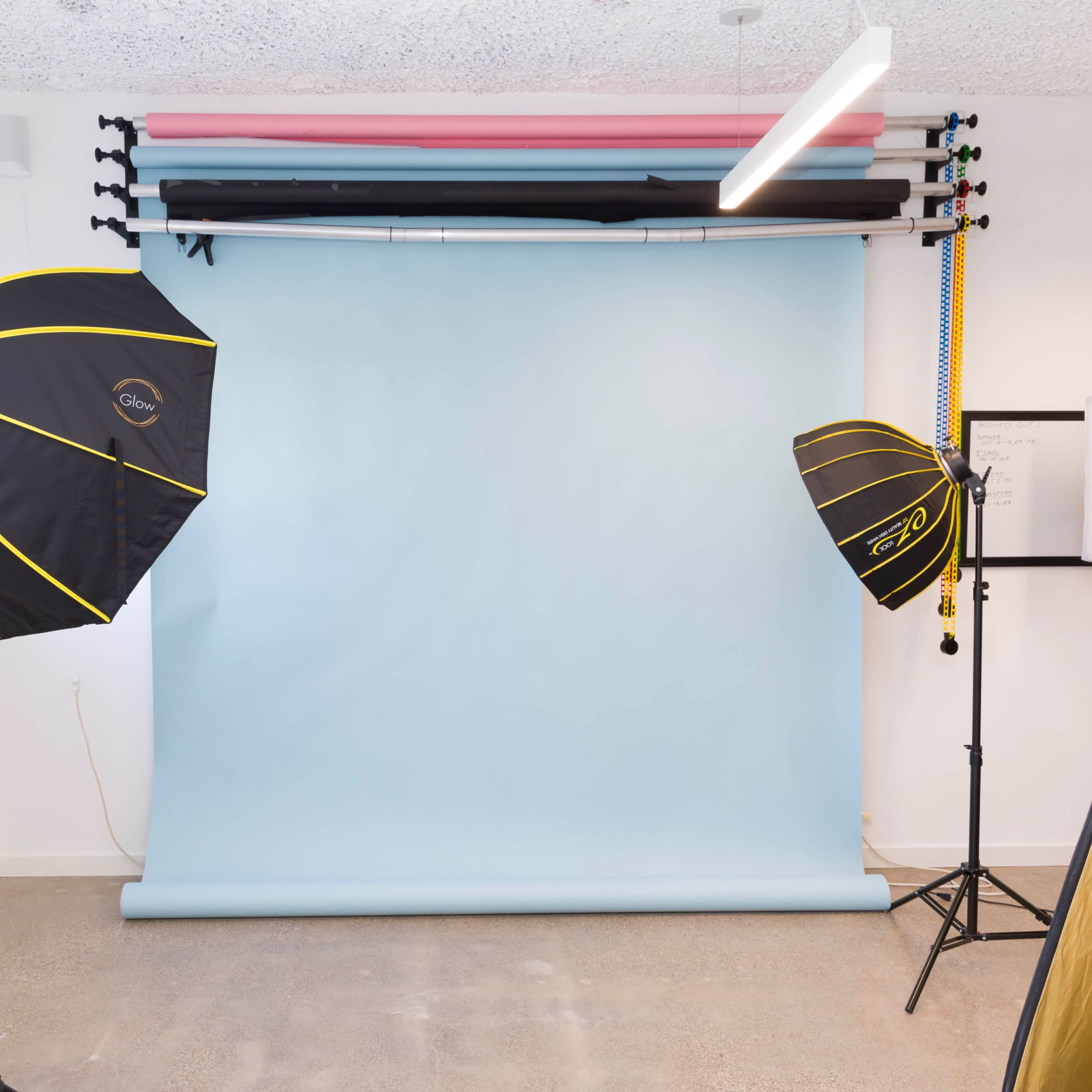 Bright and Versatile Studio for Rent in Prime Location Image in Beverly Grove, Los Angeles, CA