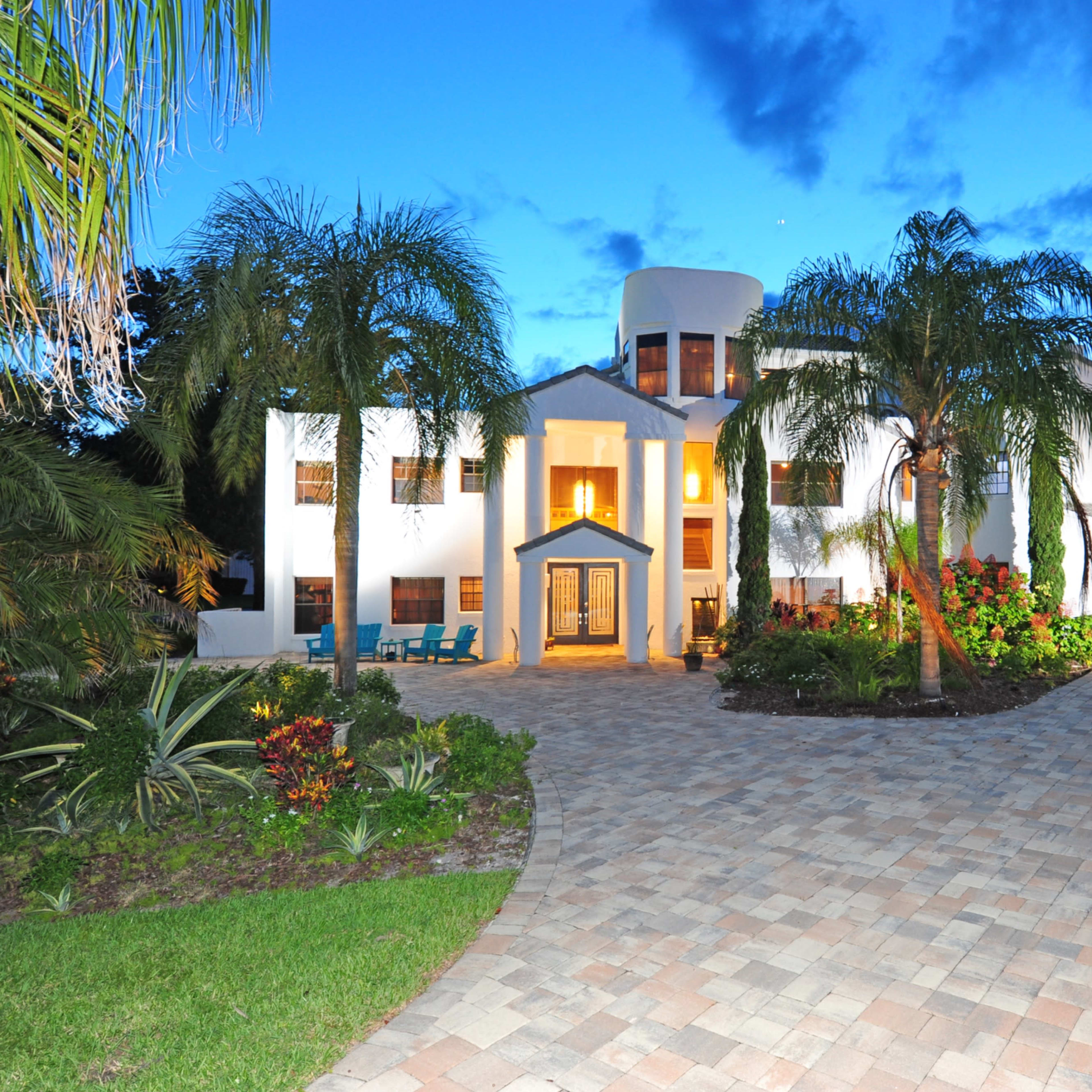 10 Best Unique Mansions for Rent Near Me | Peerspace
