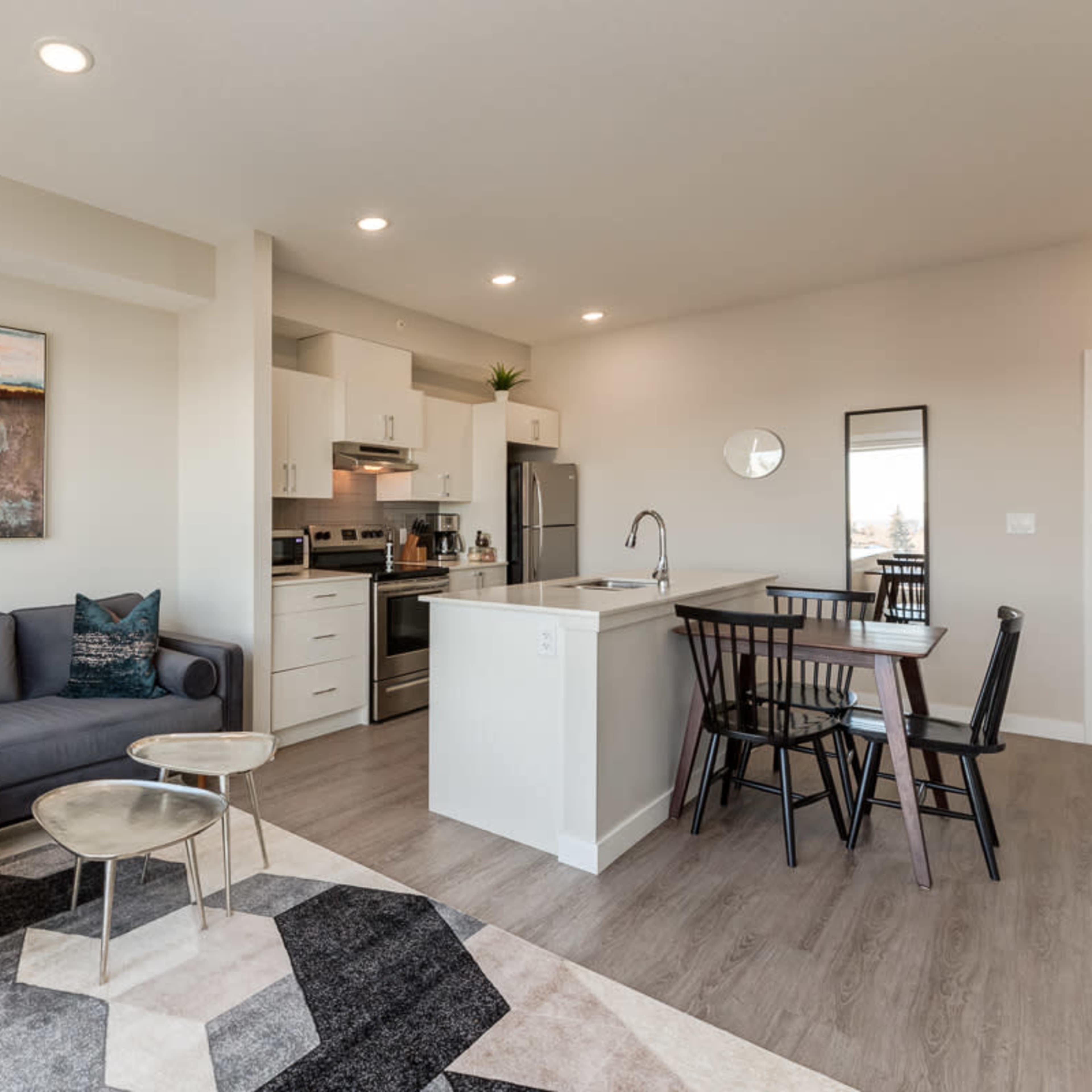 Penthouse Apartment with Skyline Views Image in Southwest Calgary, Calgary, AB