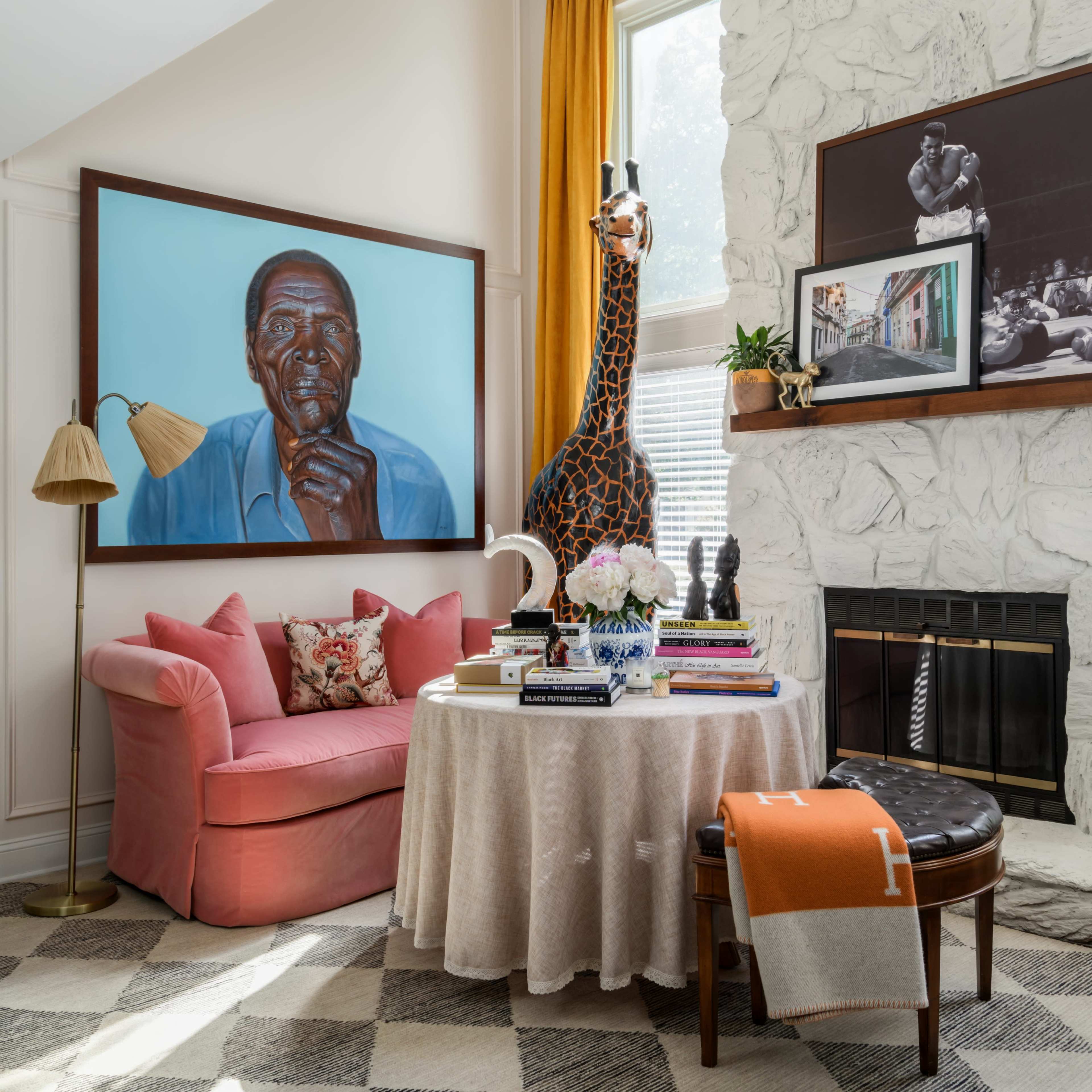 Artfully Designed Content Creation House in a Quiet Neighborhood Image in East Windsor, East Windsor, NJ