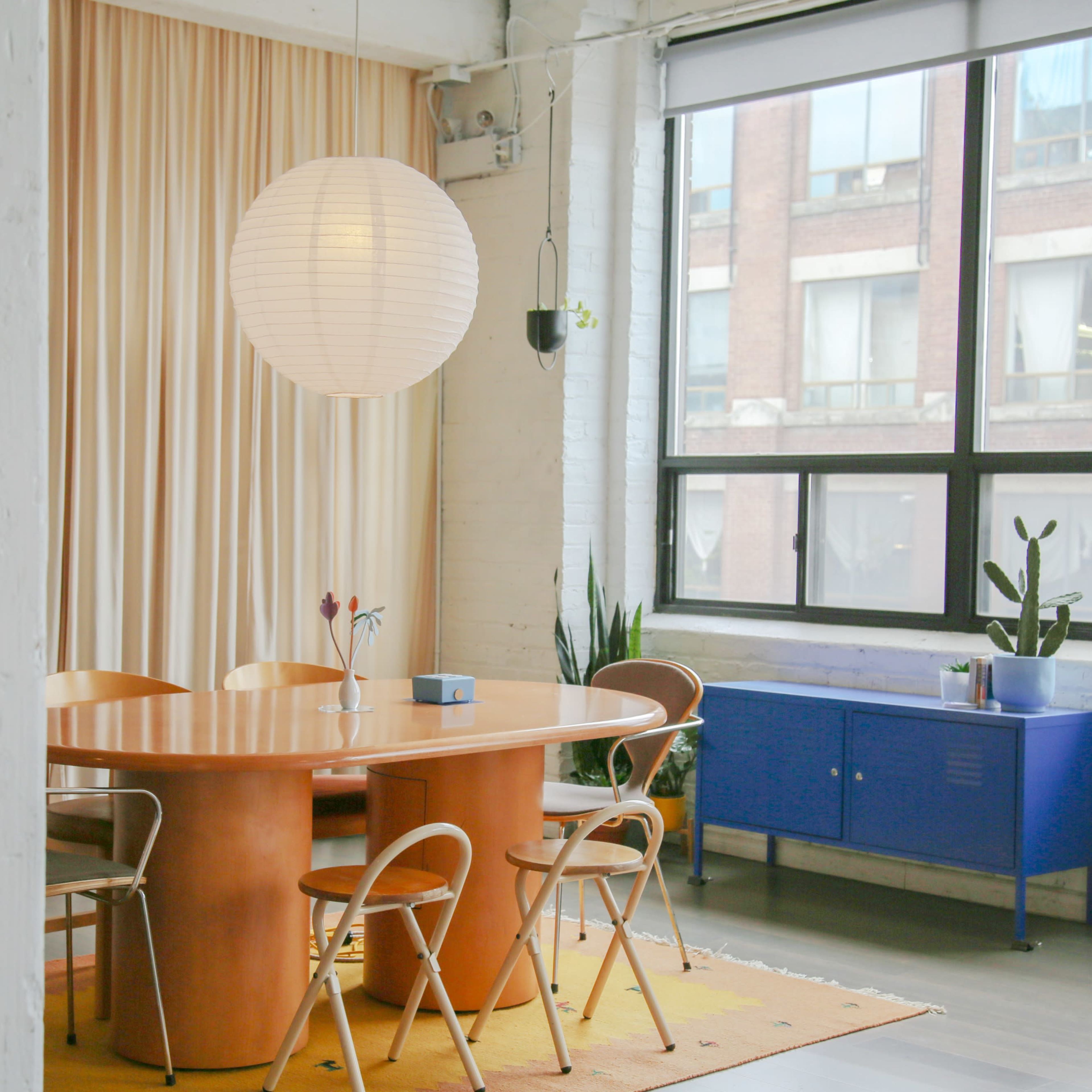 Colourful & Bright Studio in Chinatown Image in Downtown Toronto, Toronto, ON