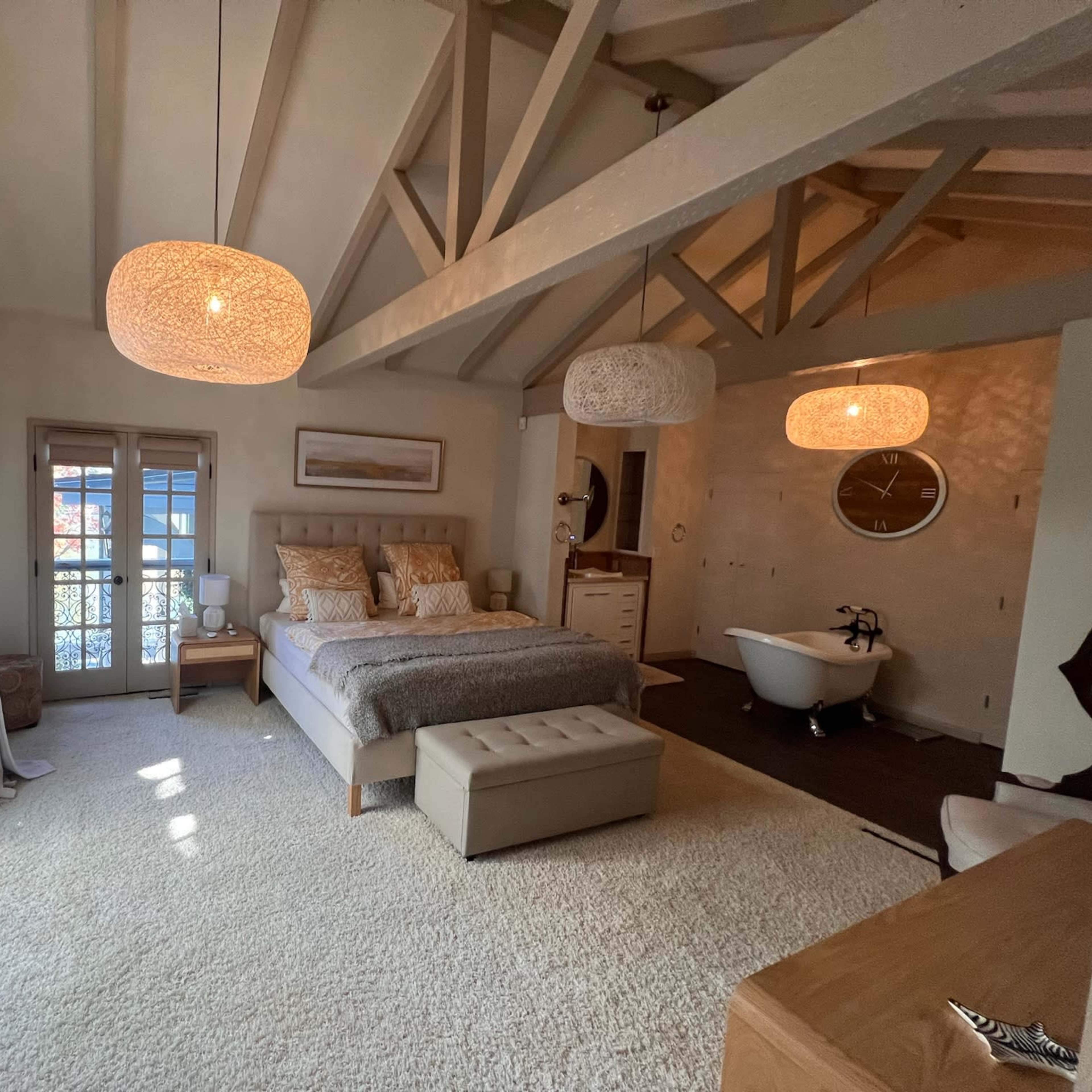 European Style Lake House with large rustic garden, boat and dock Image in Malibou Lake, Agoura Hills, CA