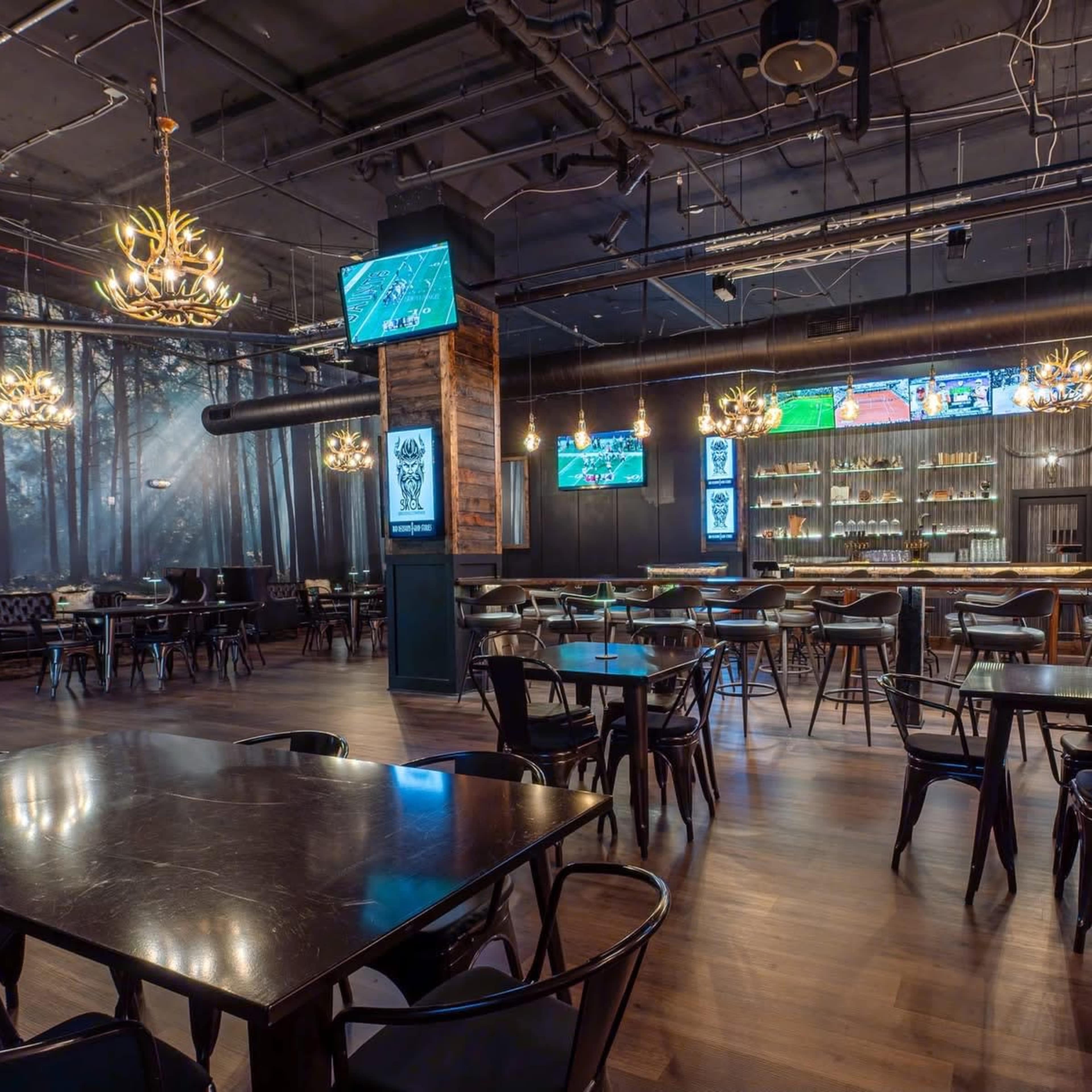 Downtown brewpub and sports bar Image in Downtown Atlanta, Atlanta, GA