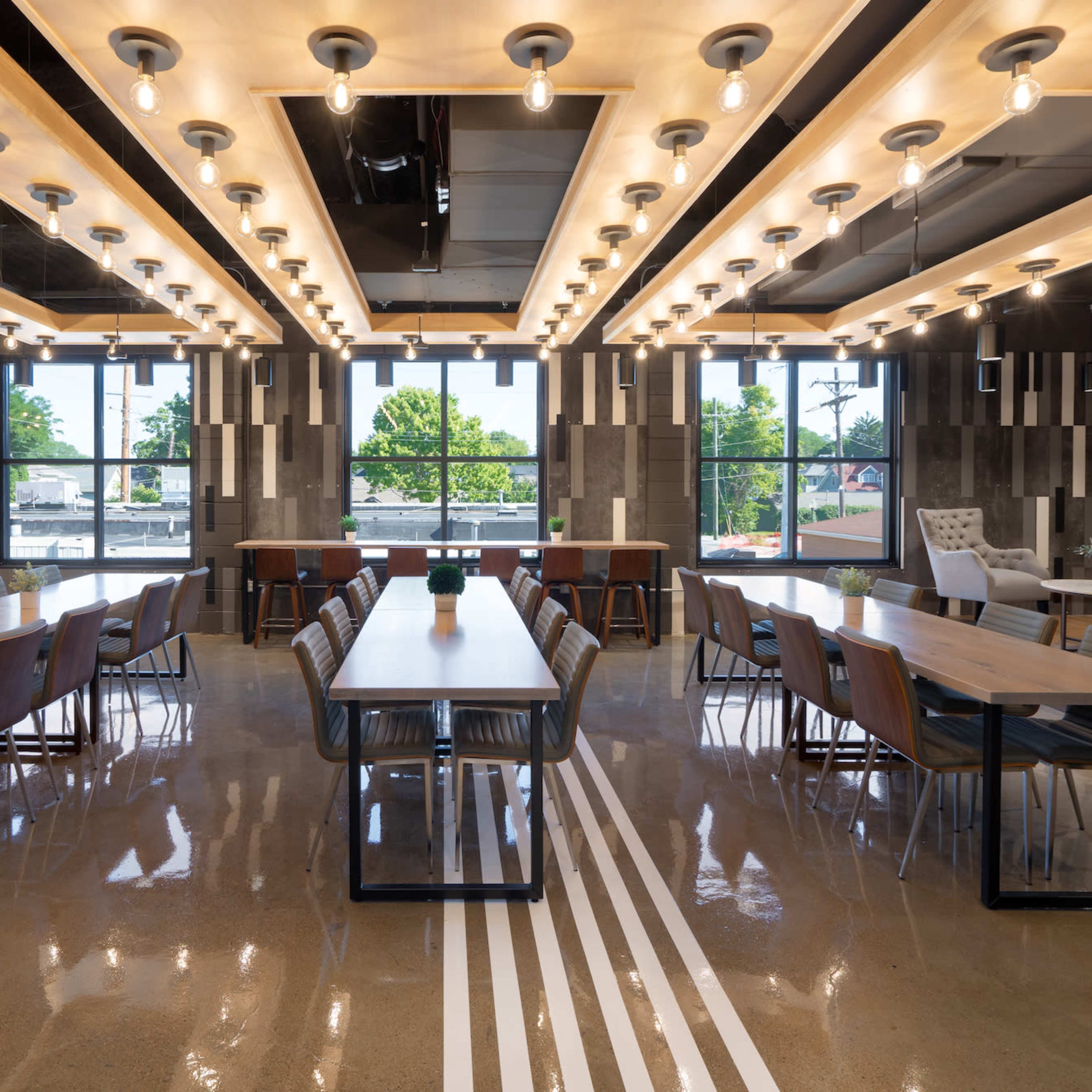 Sunlit Event Space for Large Events or Meetings Image in Carmel Arts & Design District, Carmel, IN