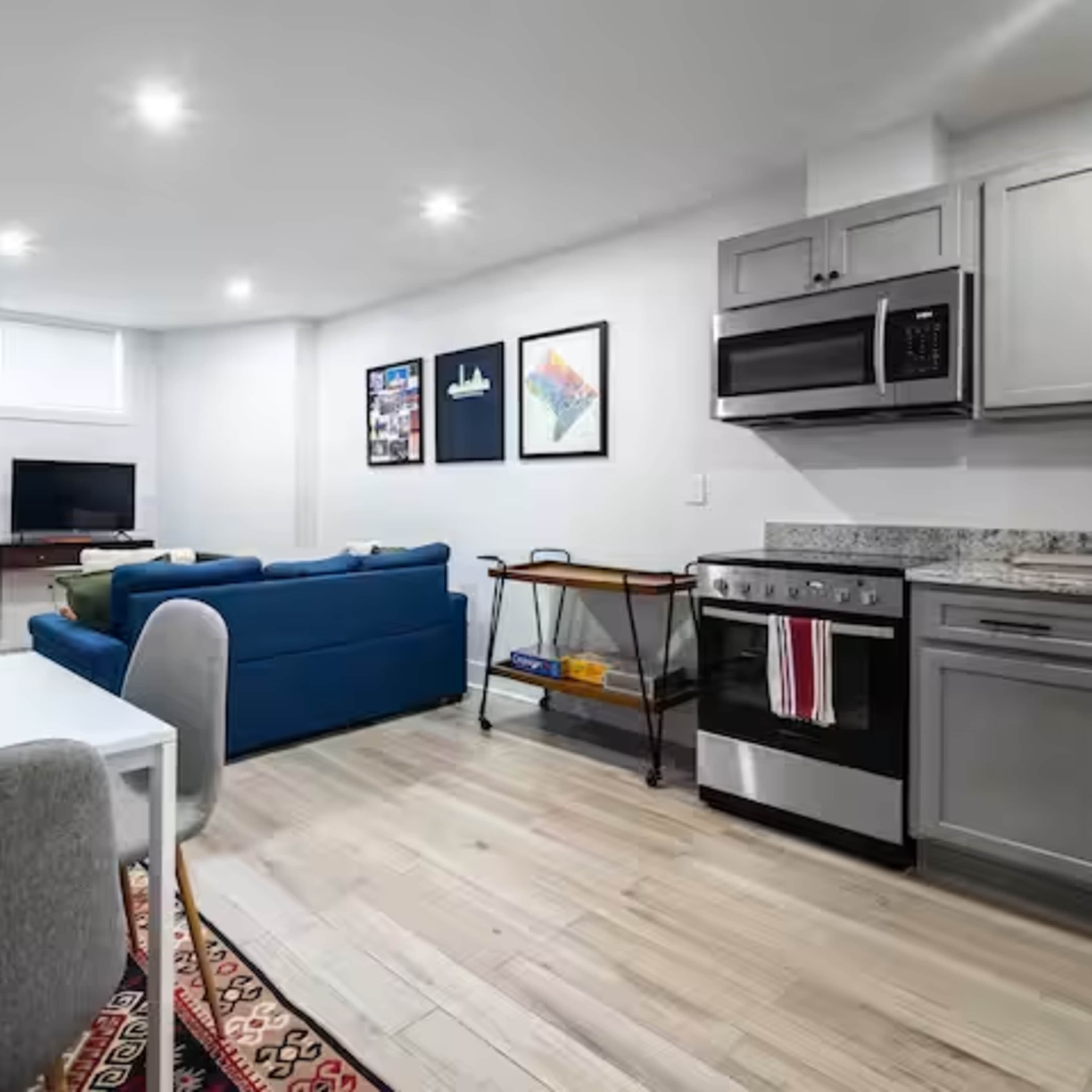 Cozy And Peaceful Newly Renovated Basement Suite ! Image in Northwest Washington, Washington, DC