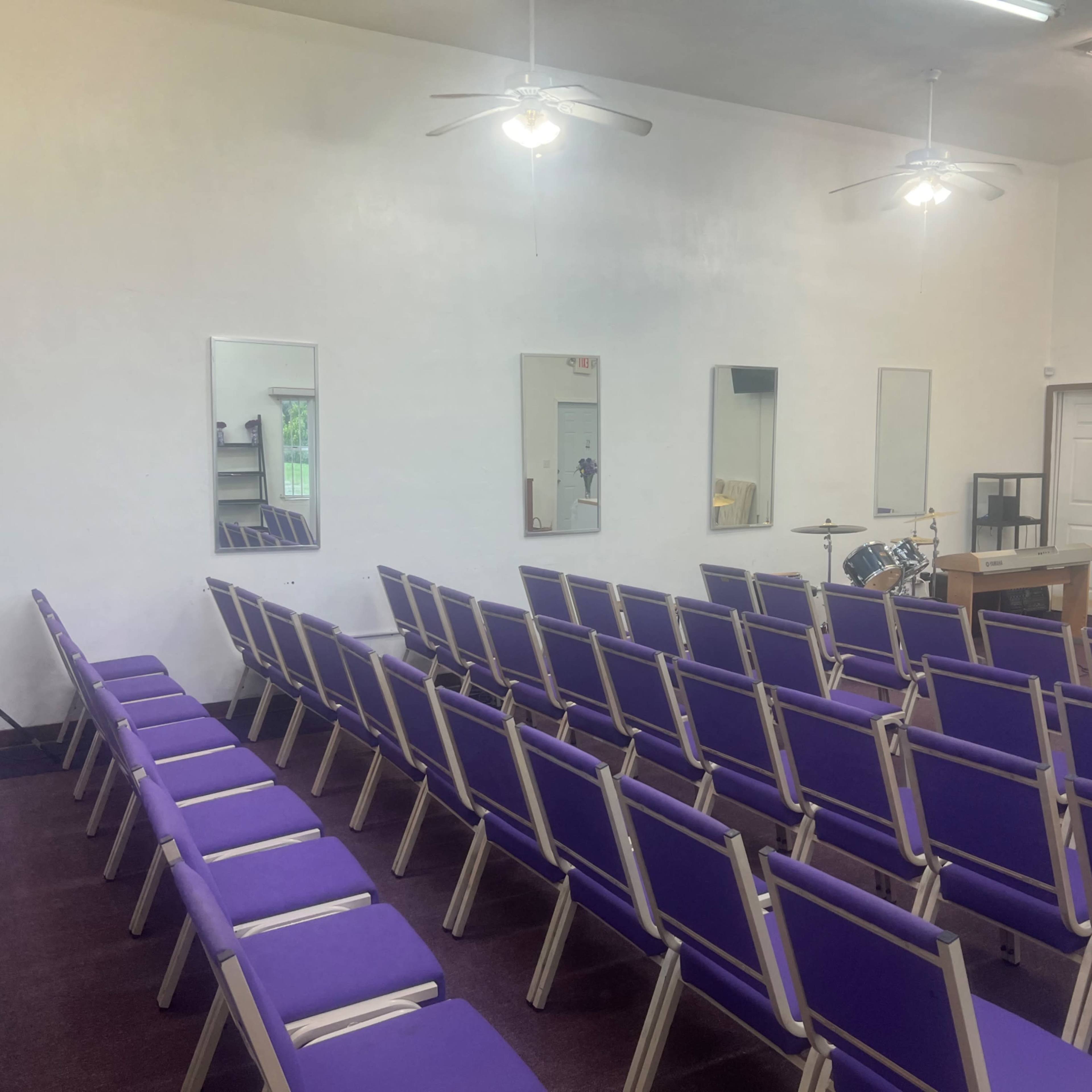 Conference room Image in Daytona Gardens, Daytona Beach, FL