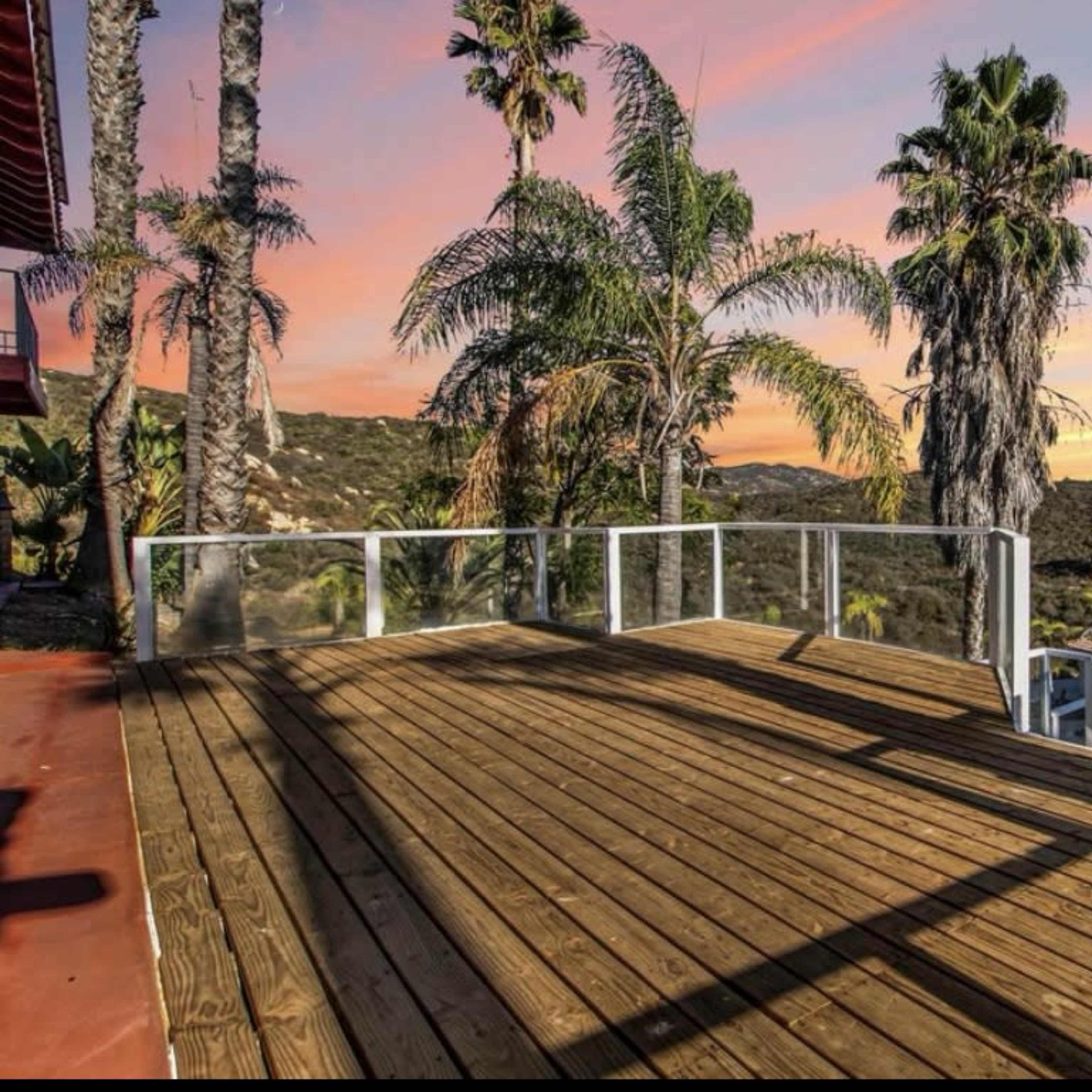 Spacious outdoor retreat with Mountain Views Image in , Poway, CA