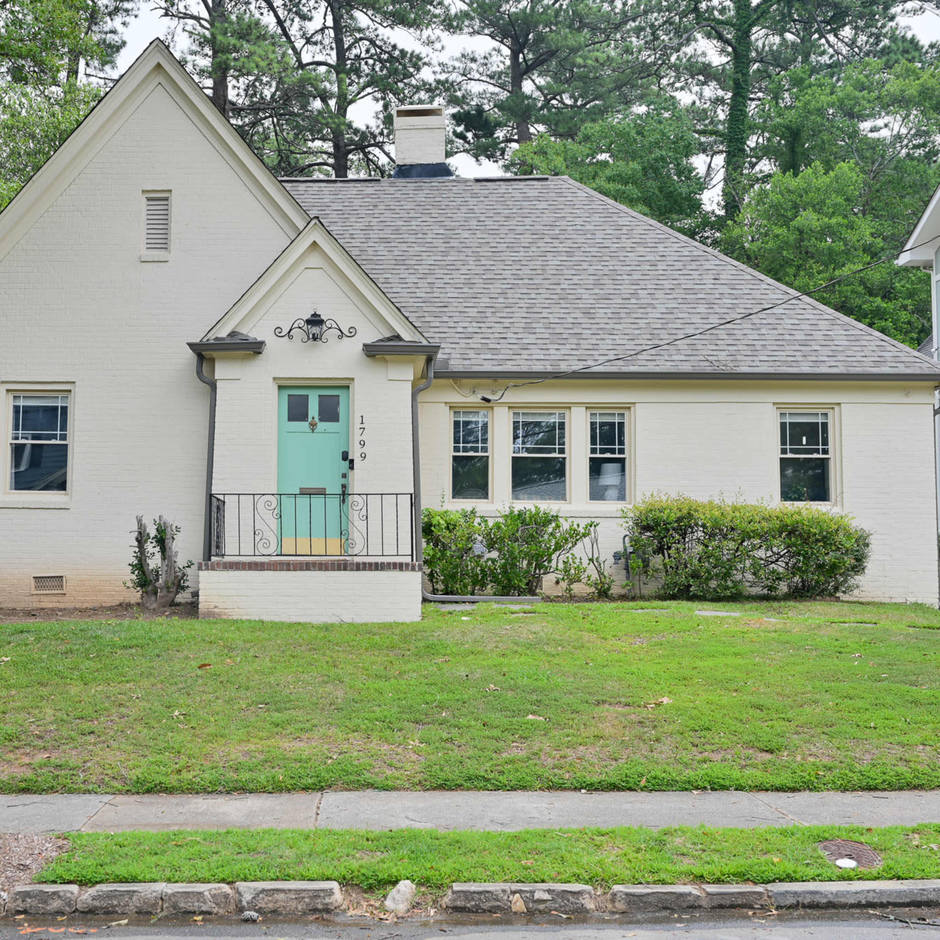 High Tea- Charming Designer Home Close to BeltLine Image in Piedmont Heights, Atlanta, GA