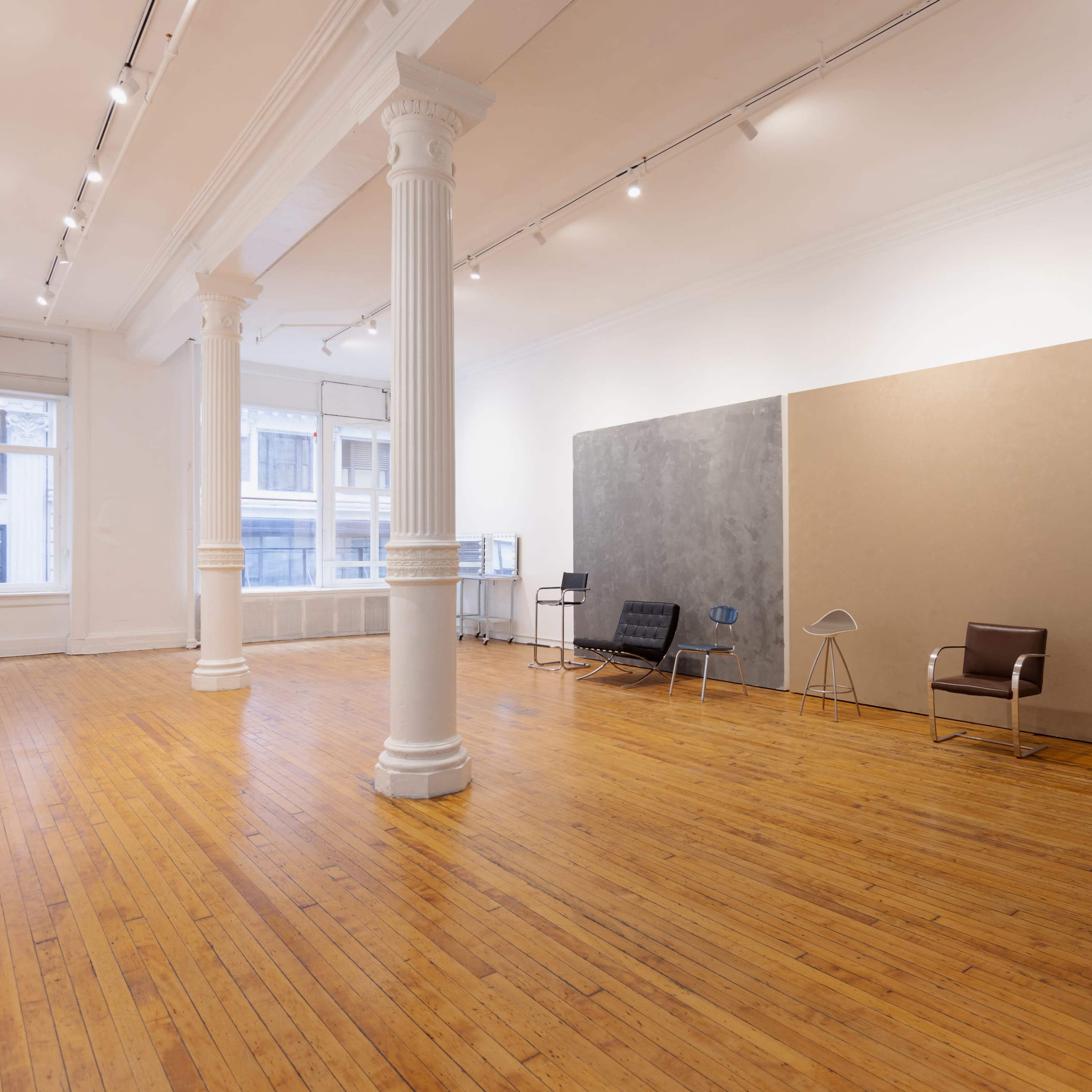 Midtown Loft Studio with 14' Ceiling | Free Profoto, Backdrop Walls, and Vintage Furniture Image in Midtown Manhattan, New York, NY