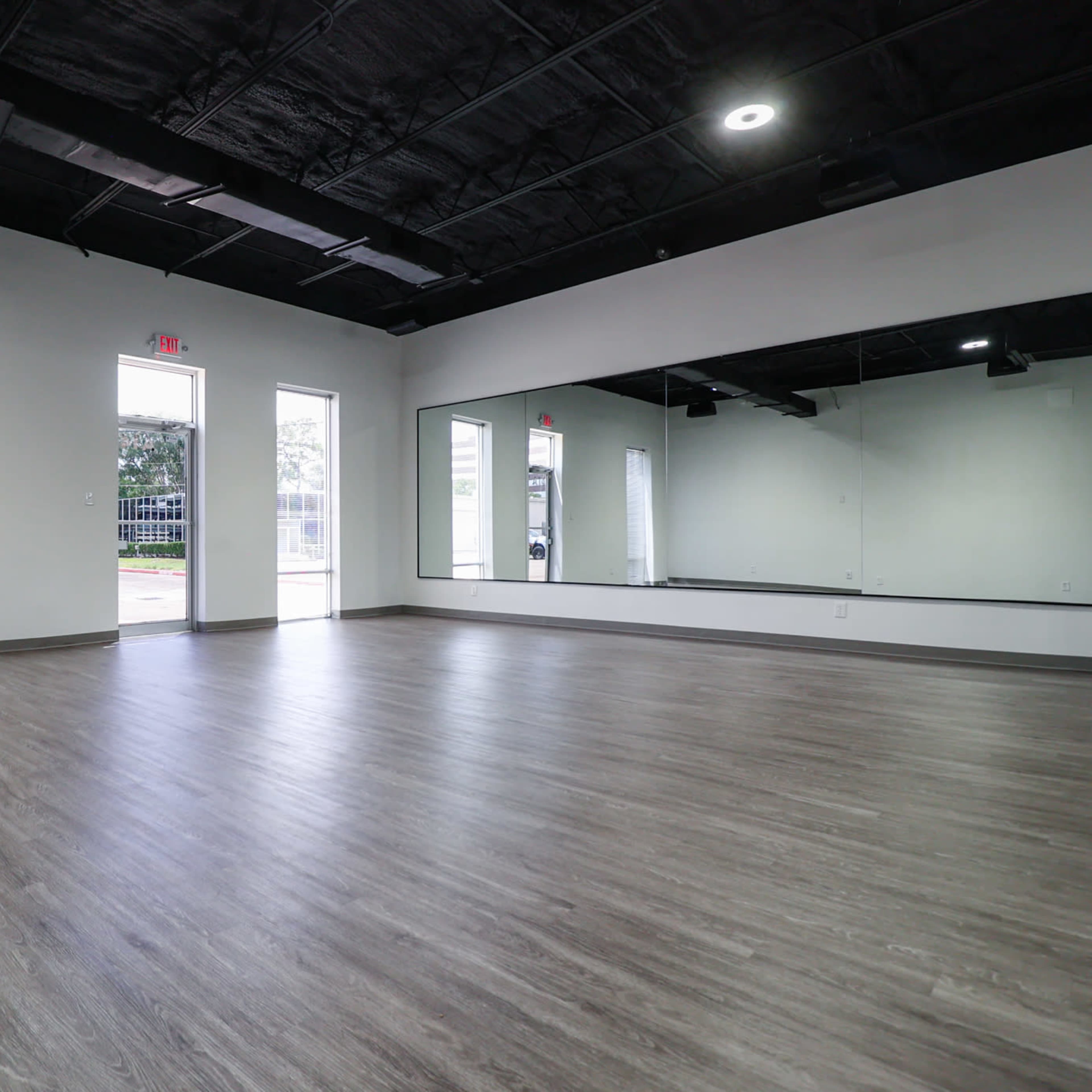 Multipurpose private studio near downtown Image in Spring Branch East, Houston, TX