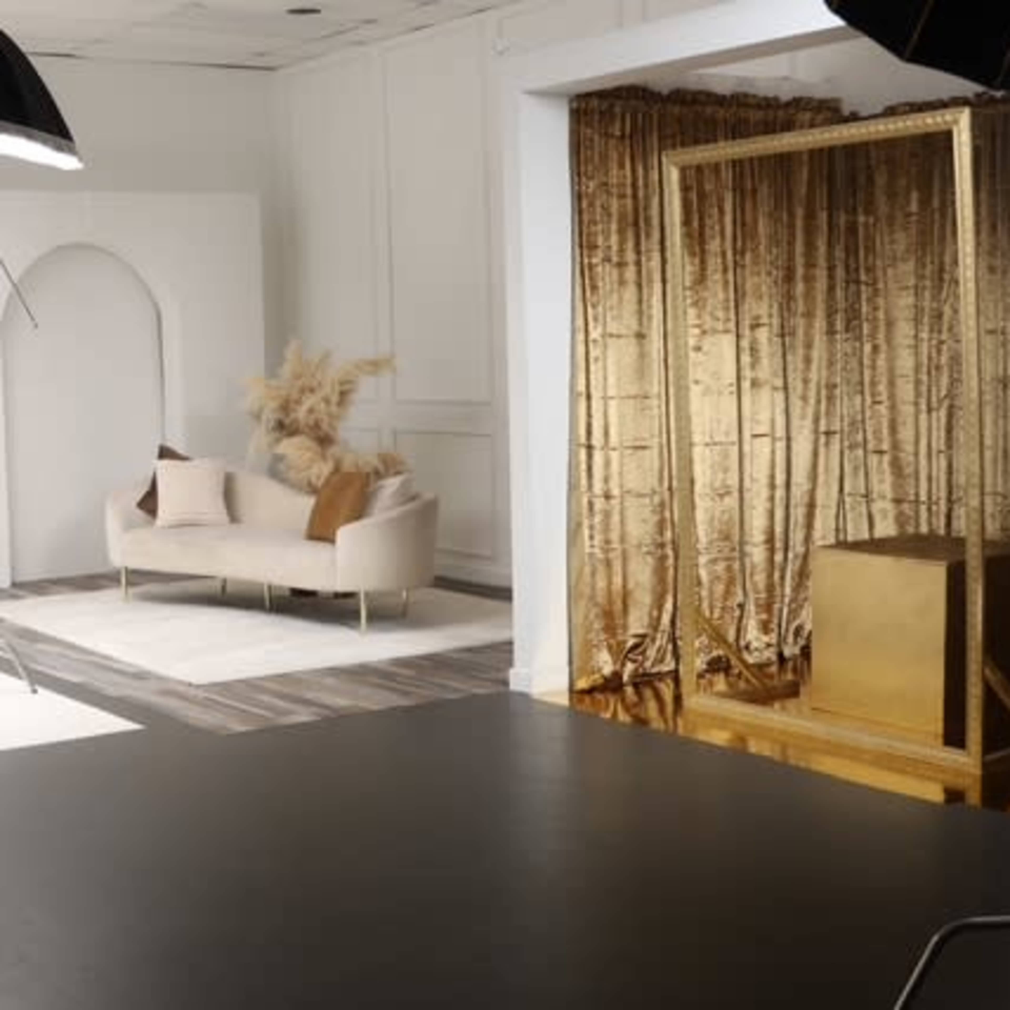 Photography Studio with Cyclorama Wall Image in Marlow Heights, Marlow Heights, MD