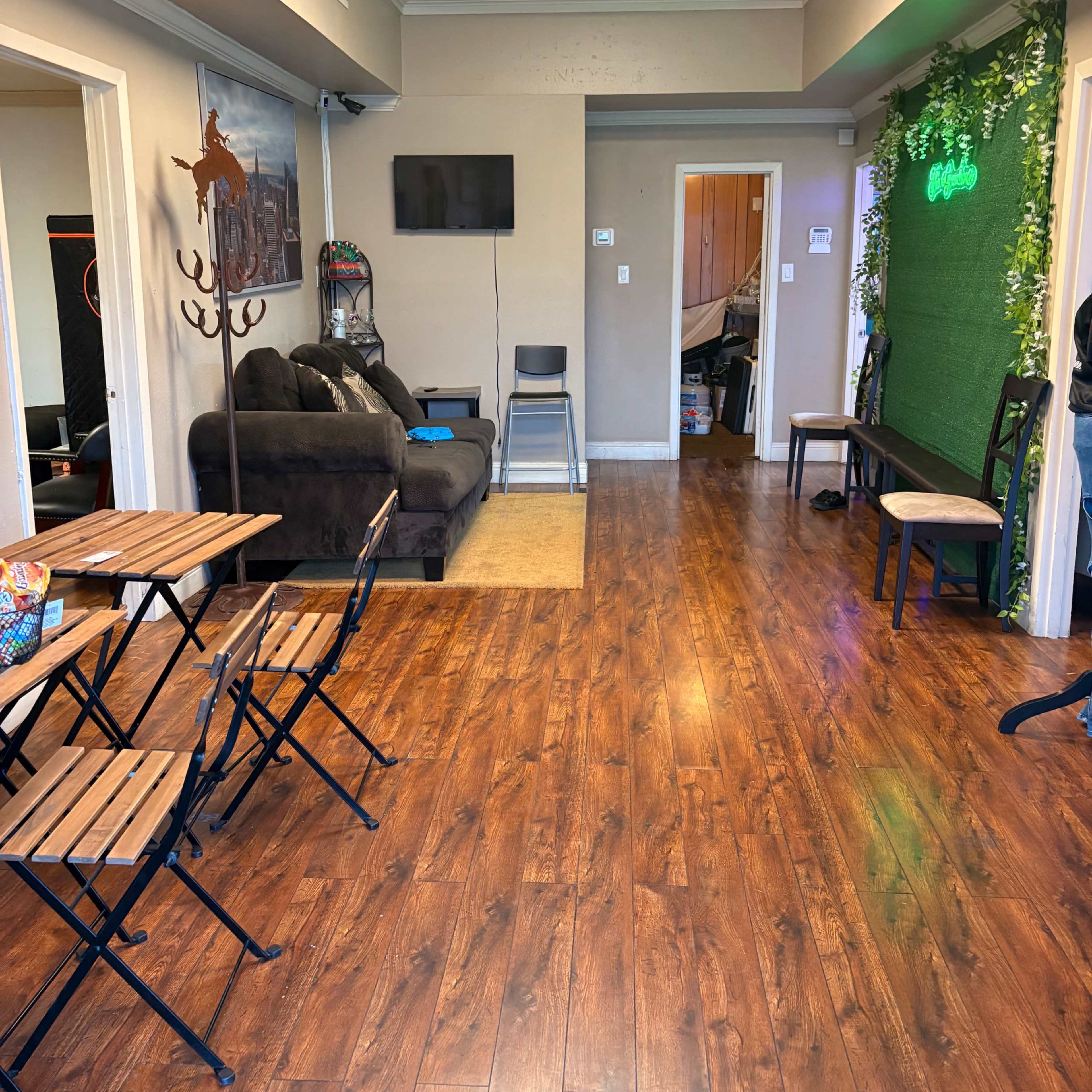The Greenhouse Social Lounge Image in Washington Avenue Coalition / Memorial Park, Houston, TX