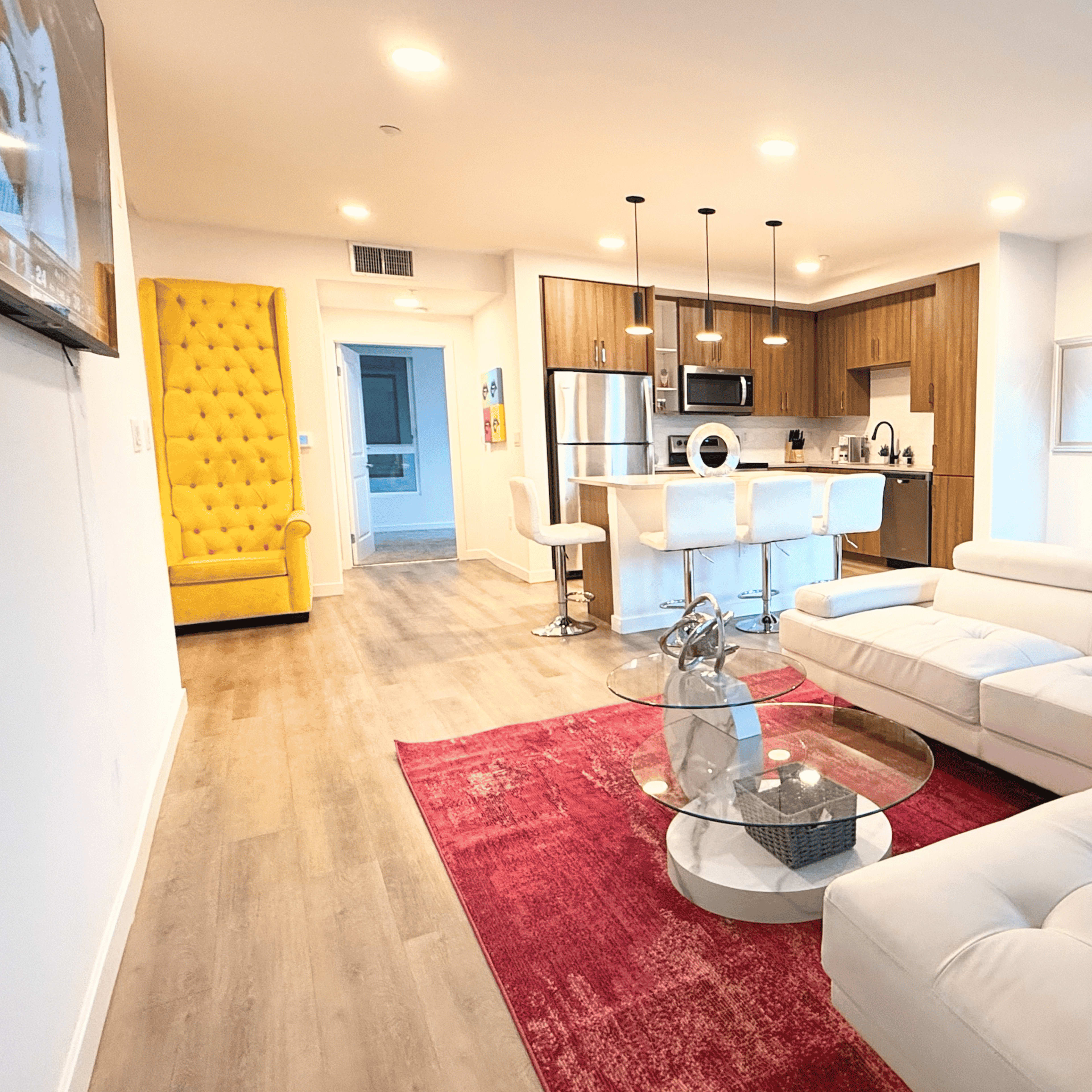 Downtown Apartment on Sunset Blvd. with Views of Hollywood Sign Image in Hollywood, Los Angeles, CA