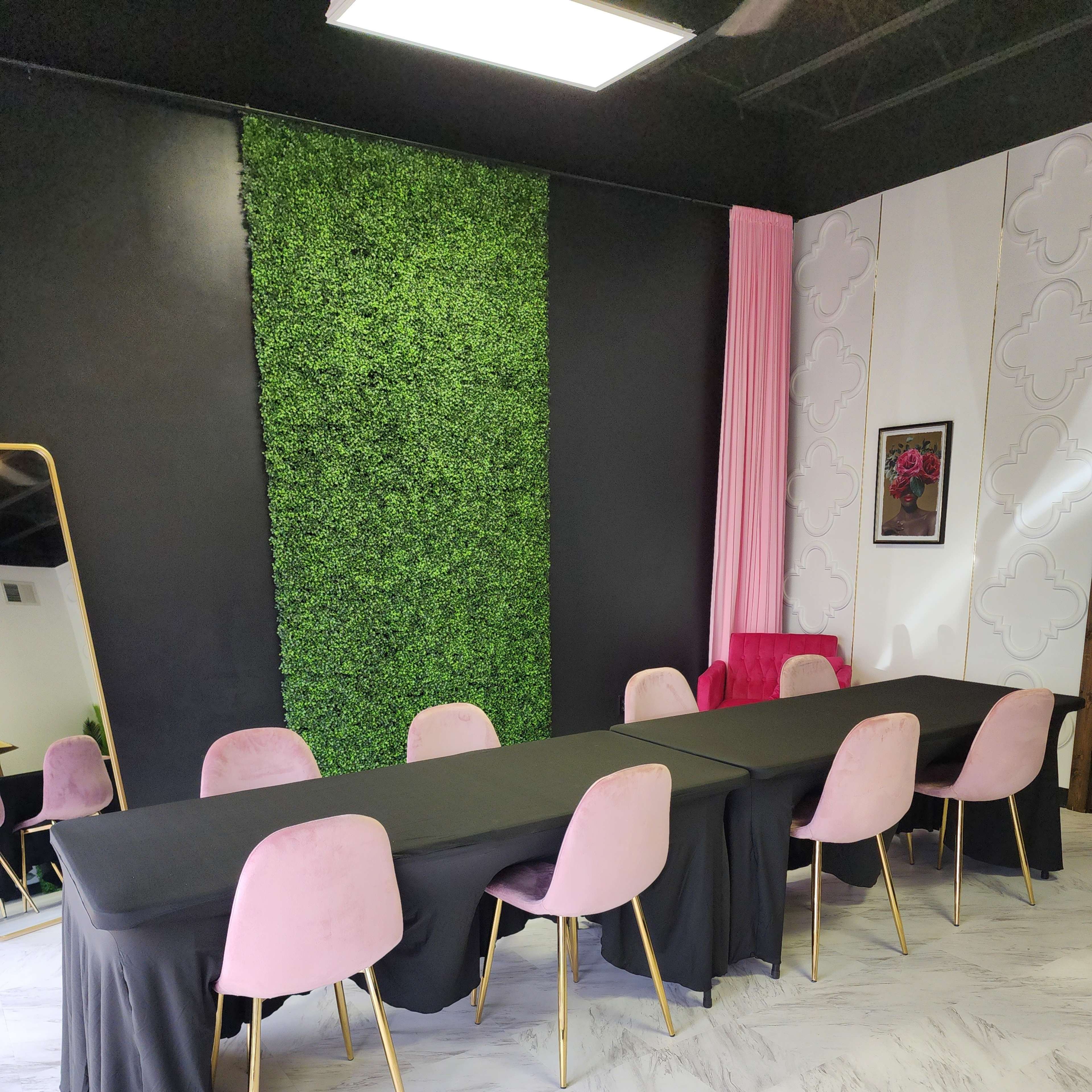 Versatile Intimate Space with Plenty of Natural Lighting Image in Greenwood, Clarksville, TN