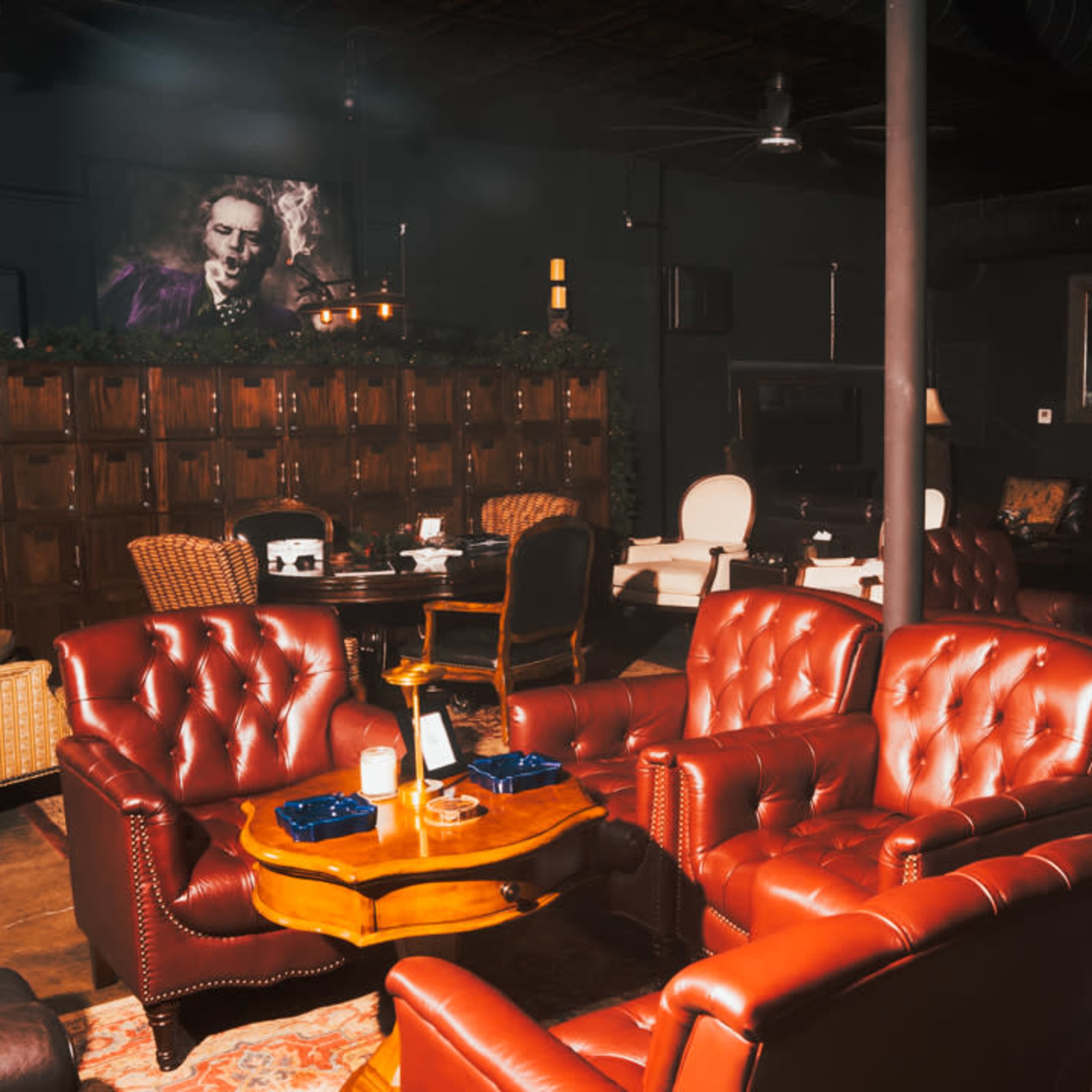 Executive Lounge with Distinctive Ambiance Image in Midtown - Westport, Kansas City, MO