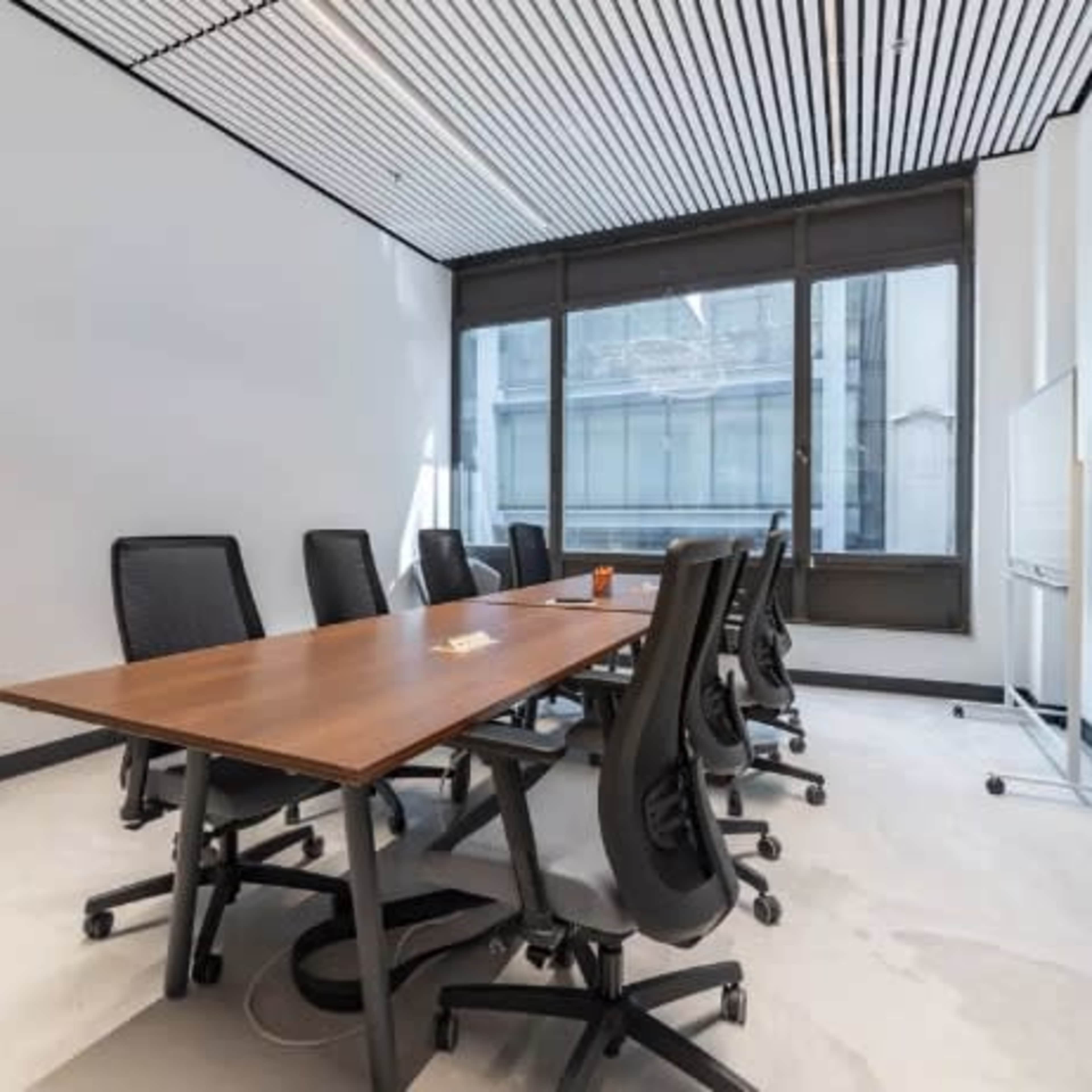 Bright, Clean, and Super Comfortable Meeting Room Image in Midtown Manhattan, New York, NY