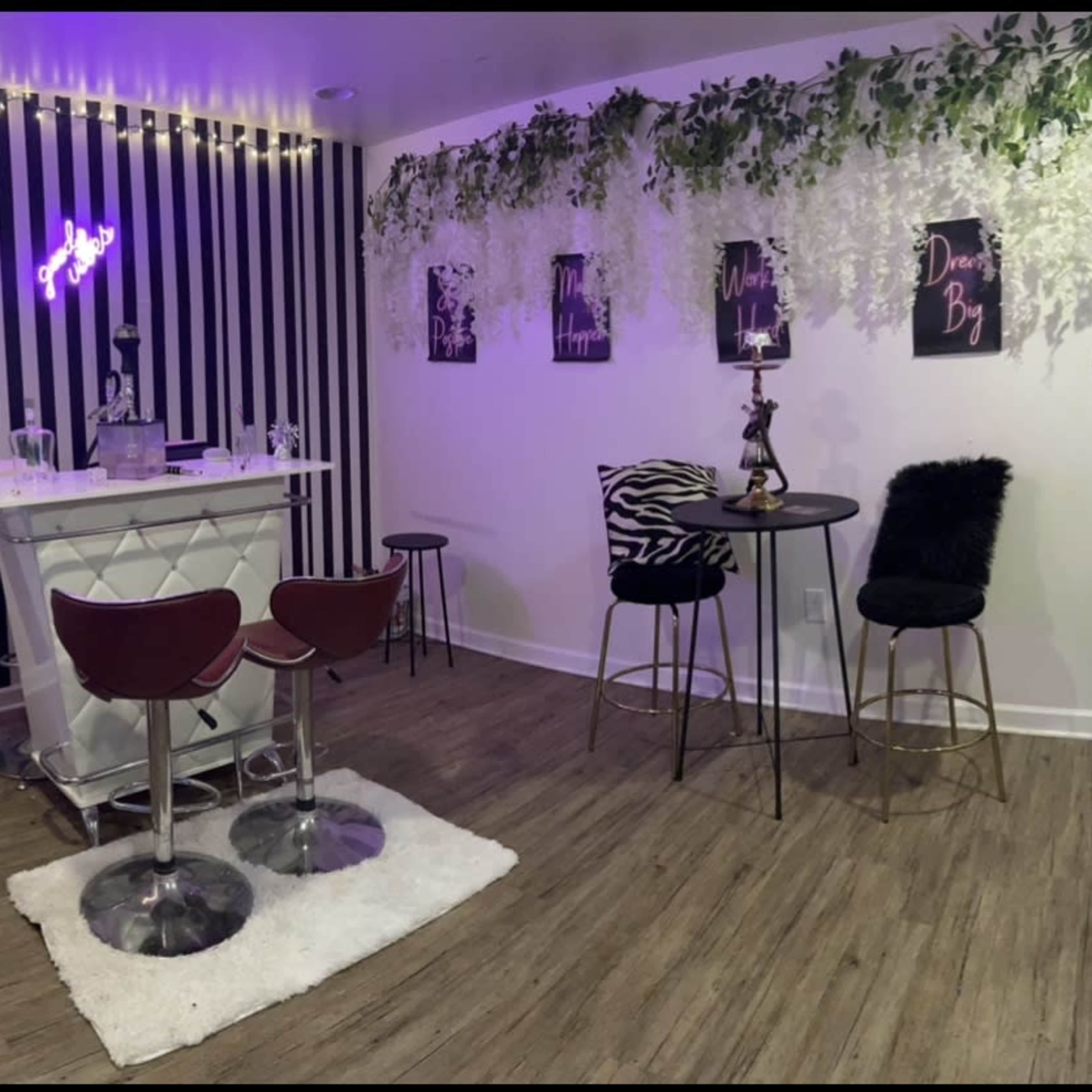 La Dona’s Lounge Image in Walker Mill, District Heights, MD
