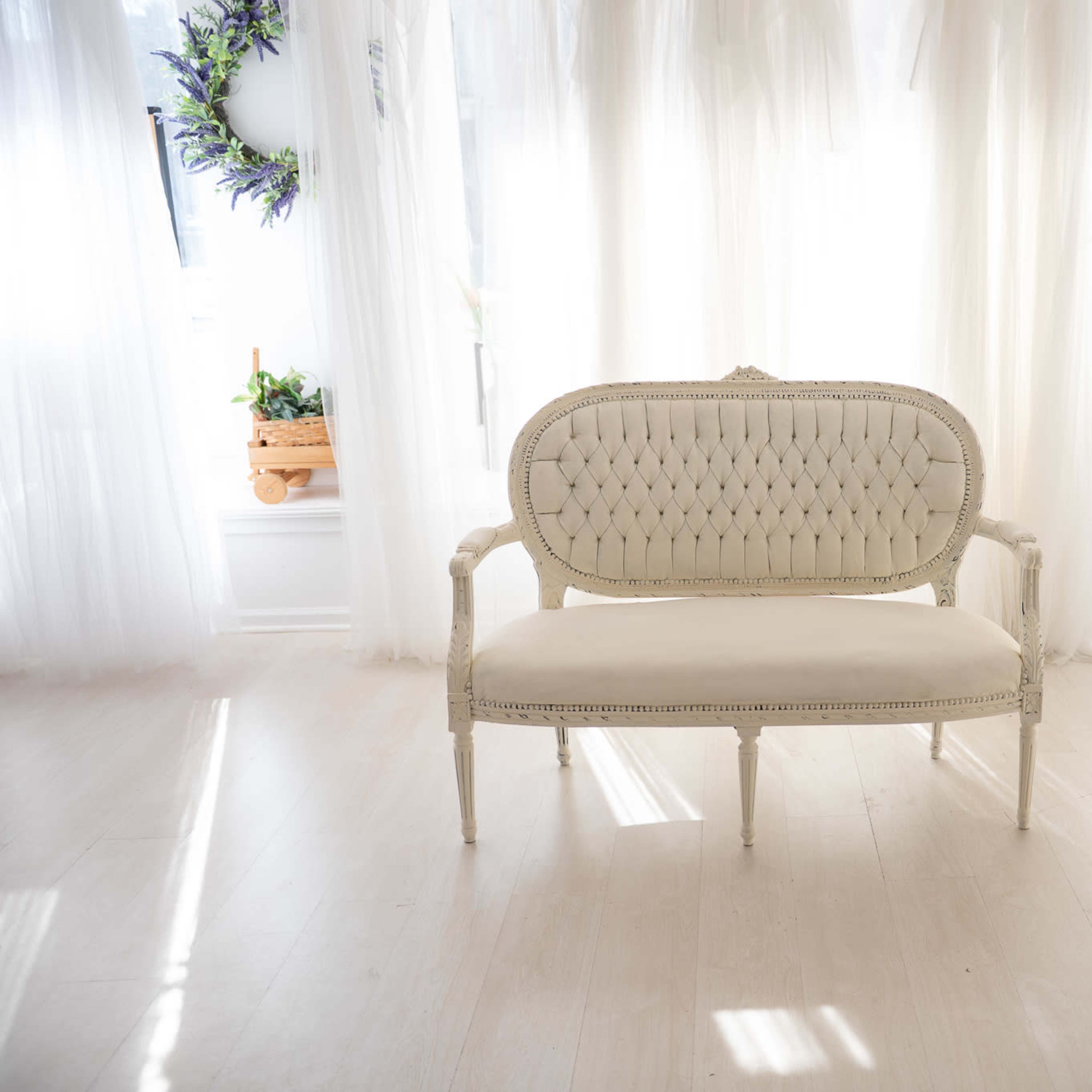 Spacious & Bright Natural Light Photography & Content Creation Studio in Historic Burlington City Image in Burlington, Burlington, NJ