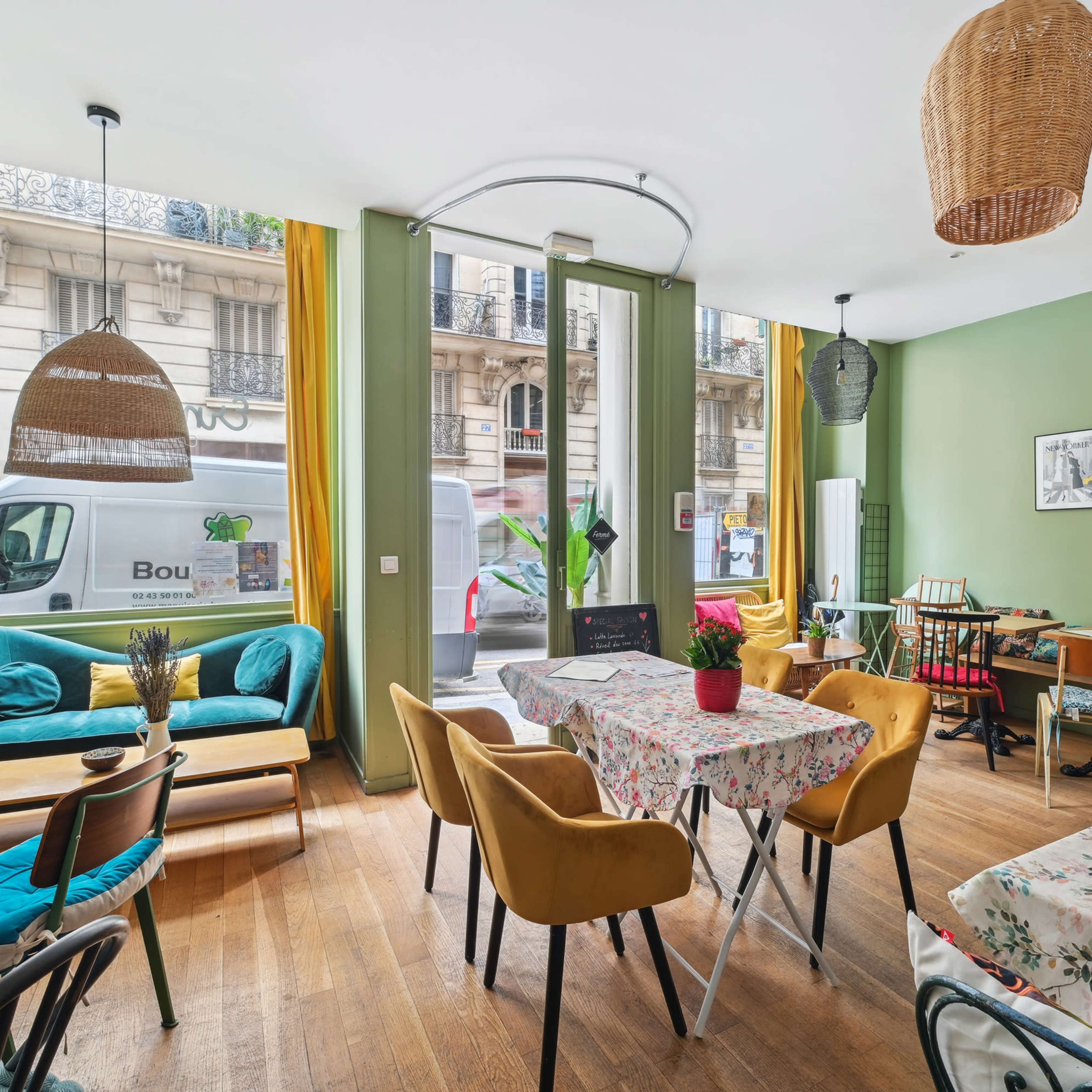 Coffee Shop cosy à privatiser dans le 18ème arrondissement de Paris Image dans Grandes-Carrières, Paris, Île-de-France