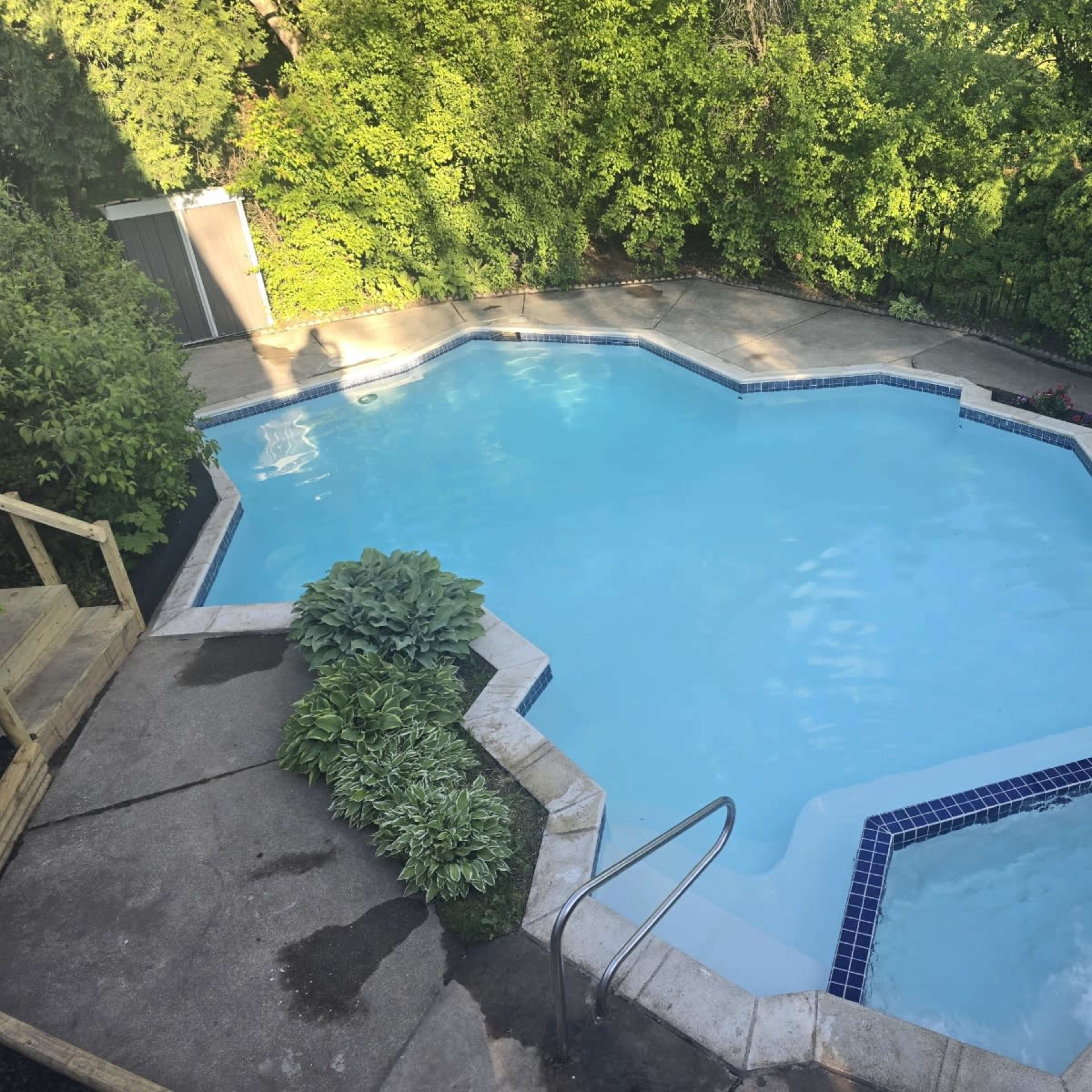 Heated Saltwater Pool and Spa Image in West Bloomfield Township, West Bloomfield Township, MI